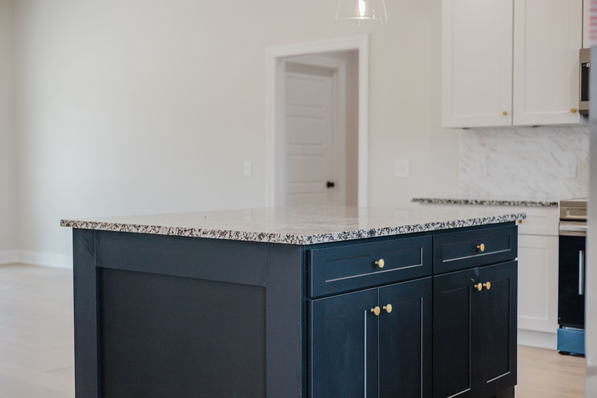 852 Lower Halls Mill