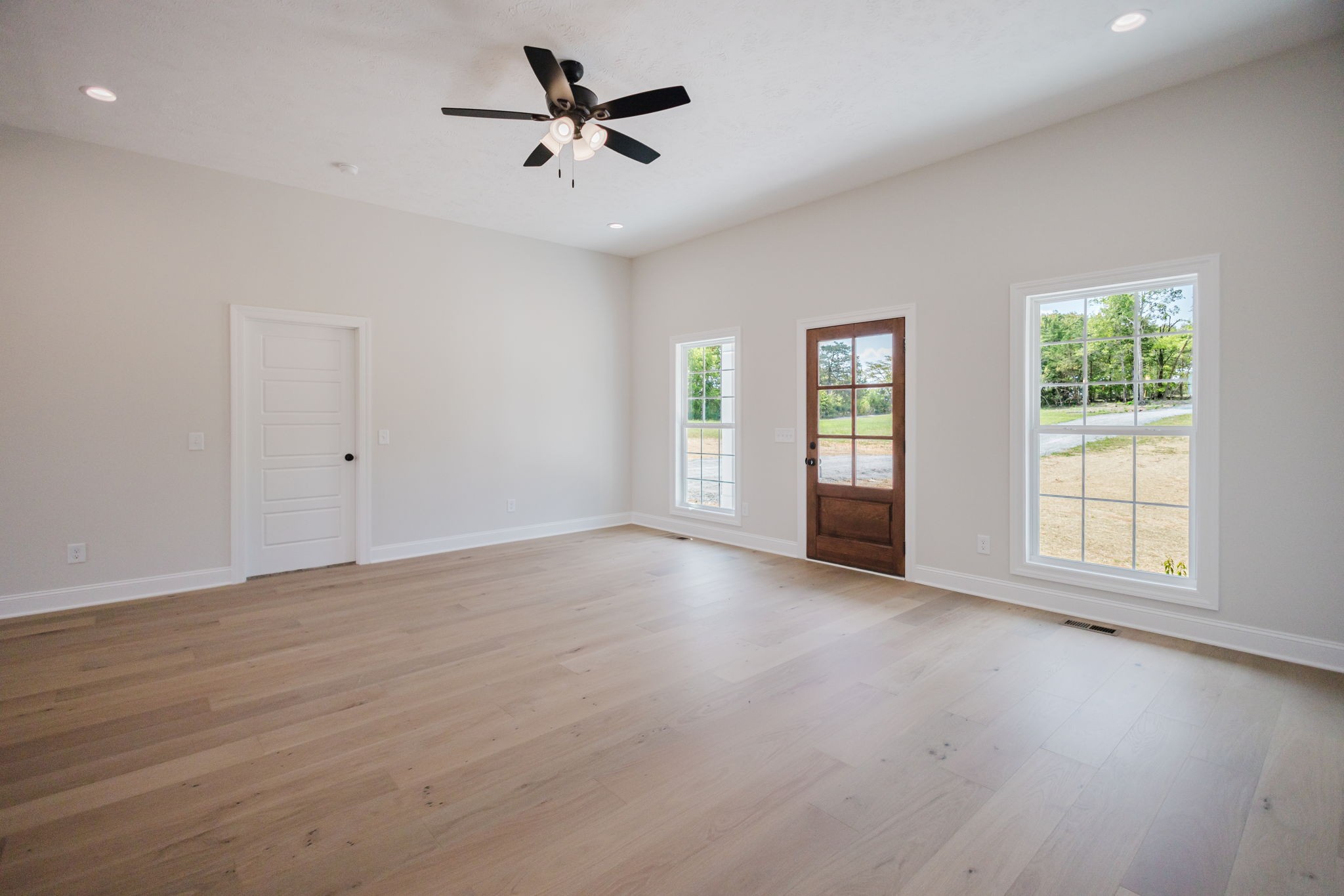 852 Lower Halls Mill