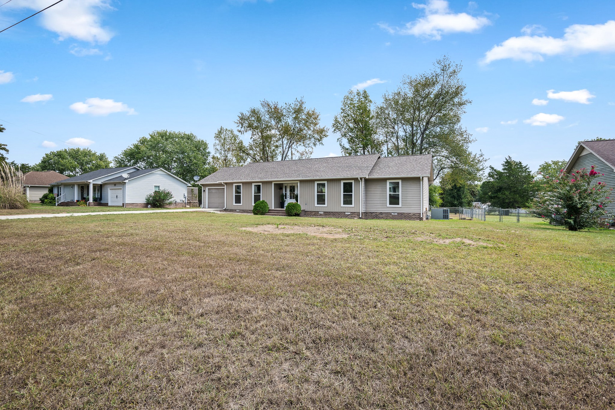 112 Lantern Ln