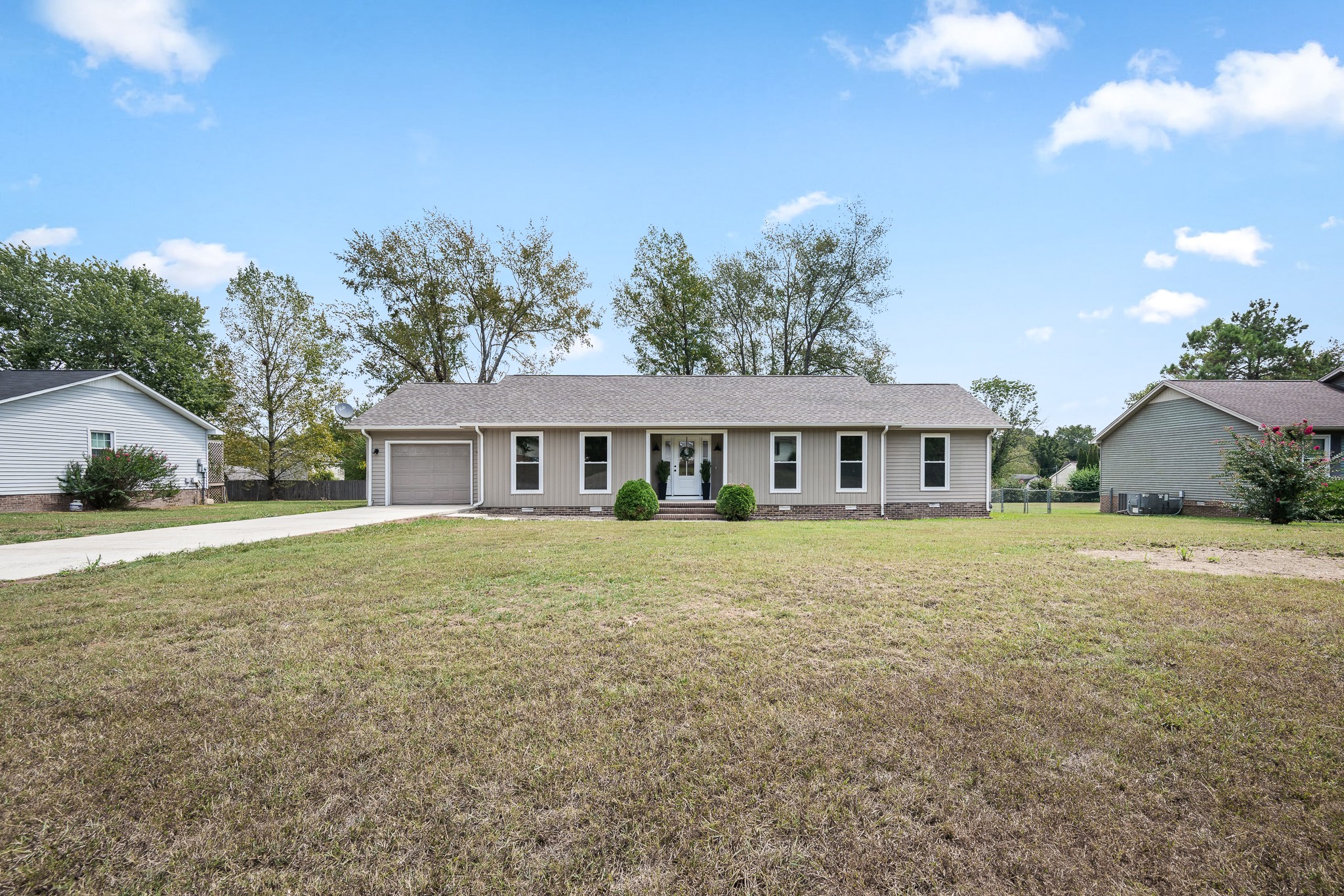 112 Lantern Ln