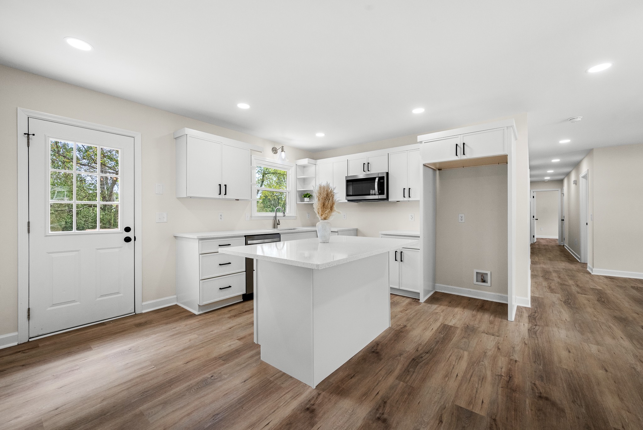 112 Lantern Ln