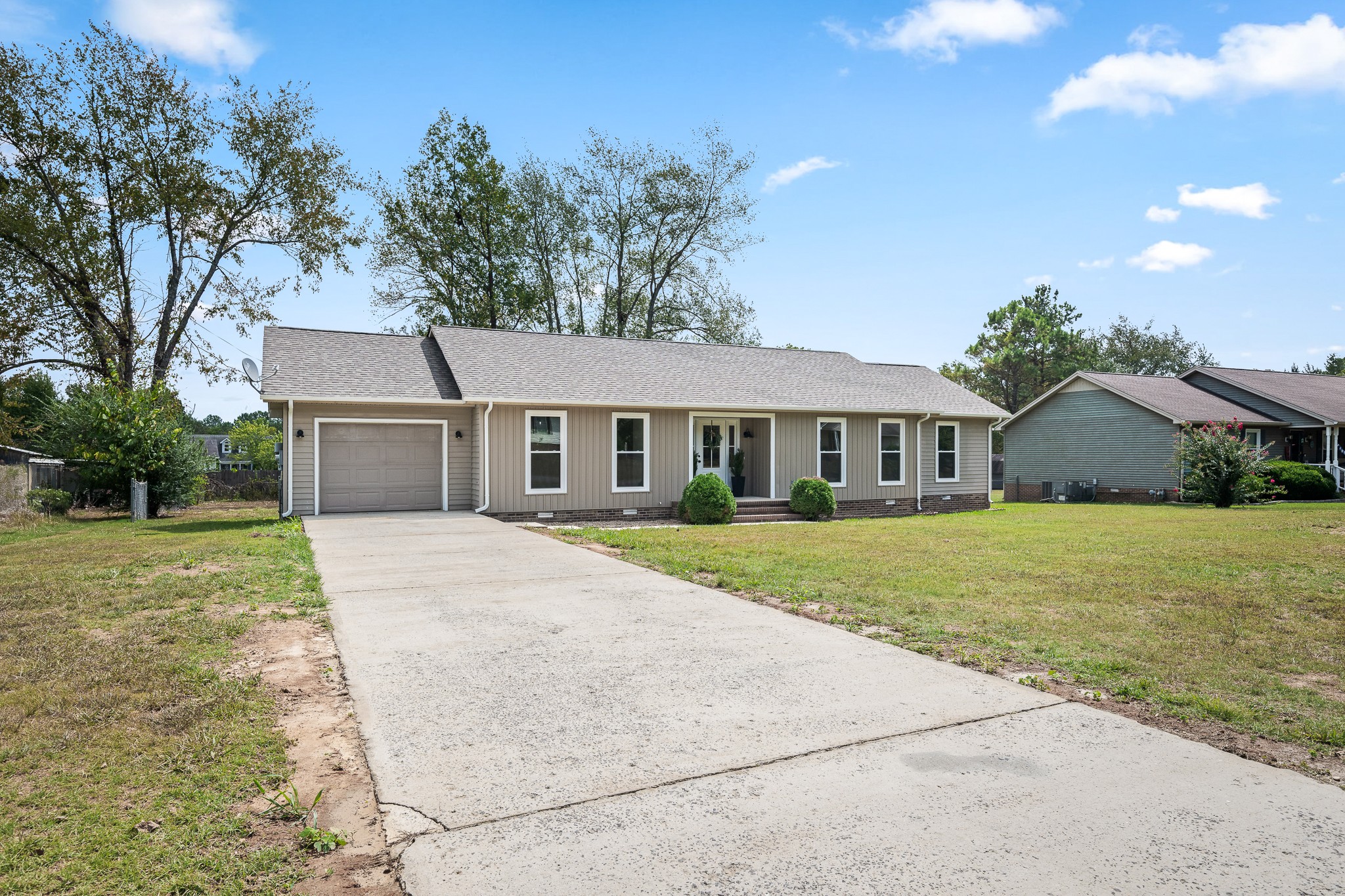 112 Lantern Ln