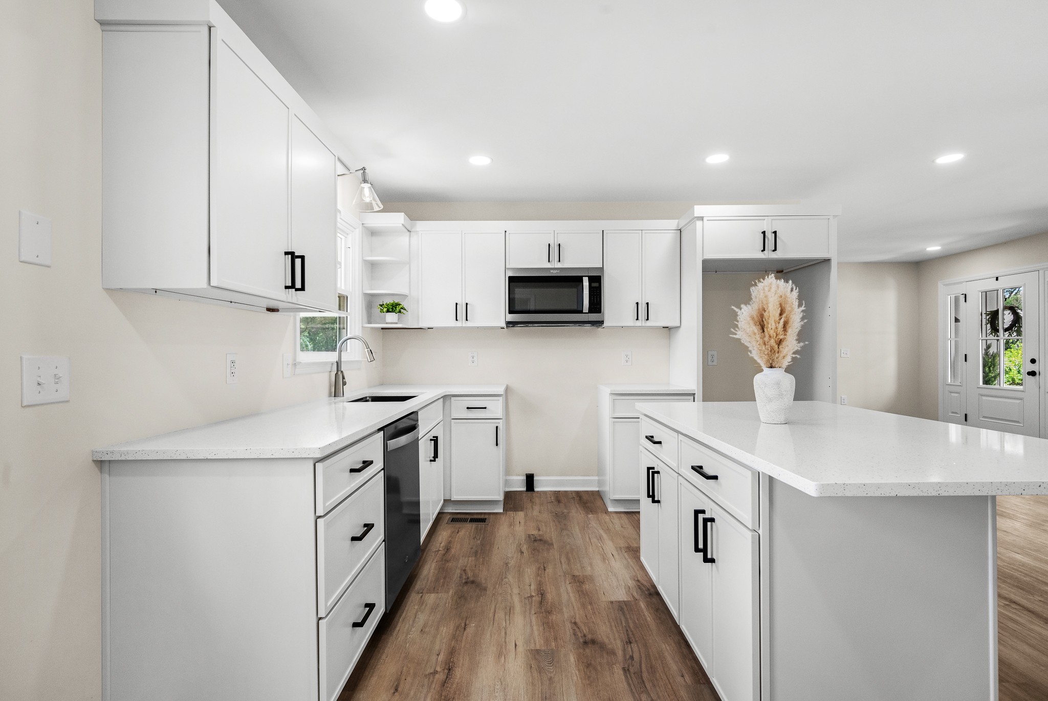112 Lantern Ln