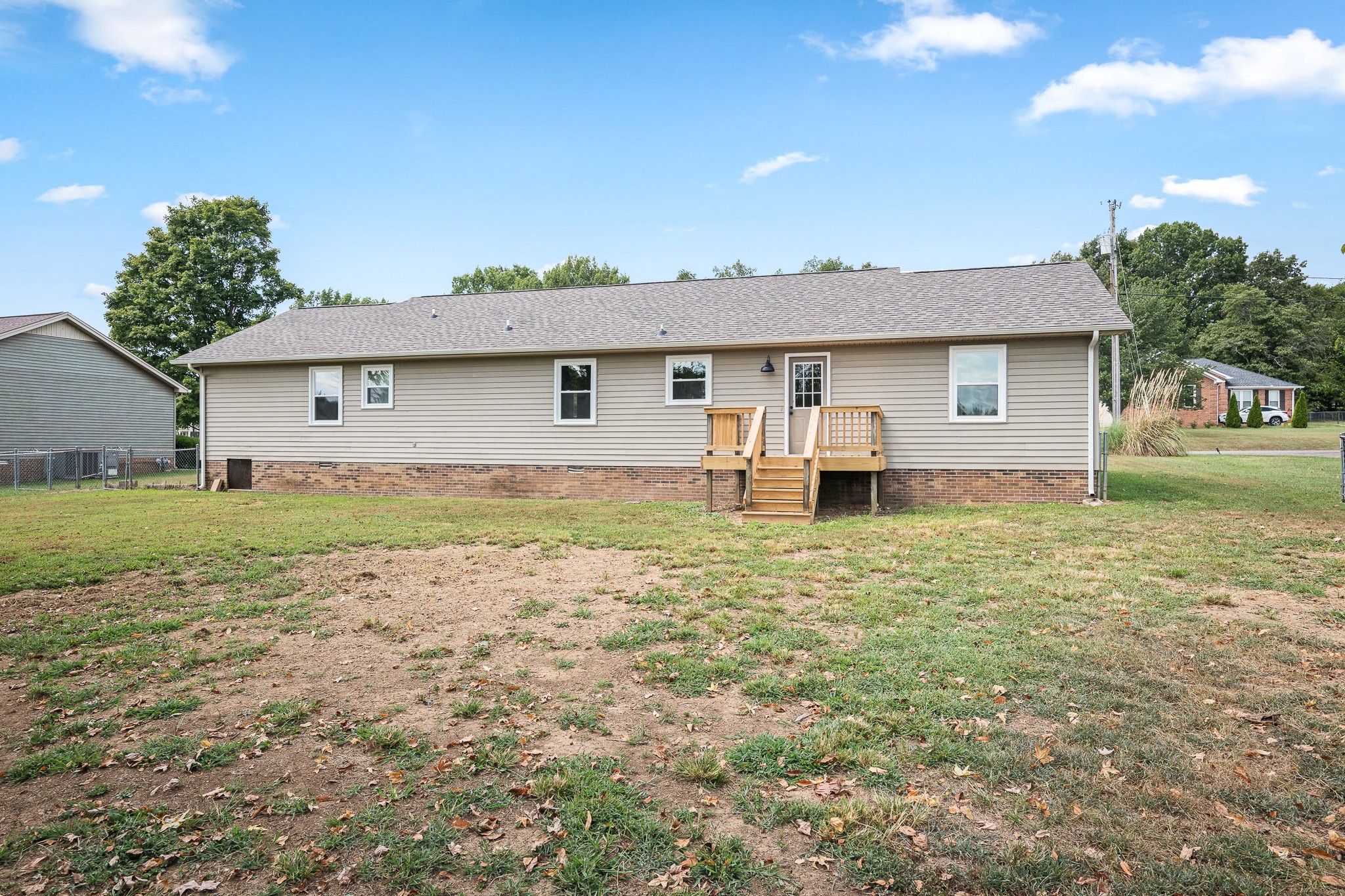 112 Lantern Ln