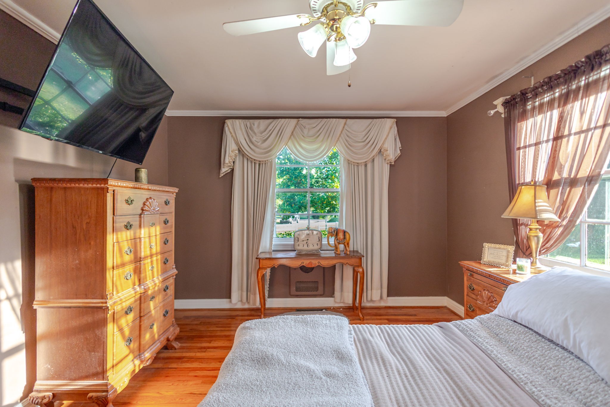 313 Hickory Dr