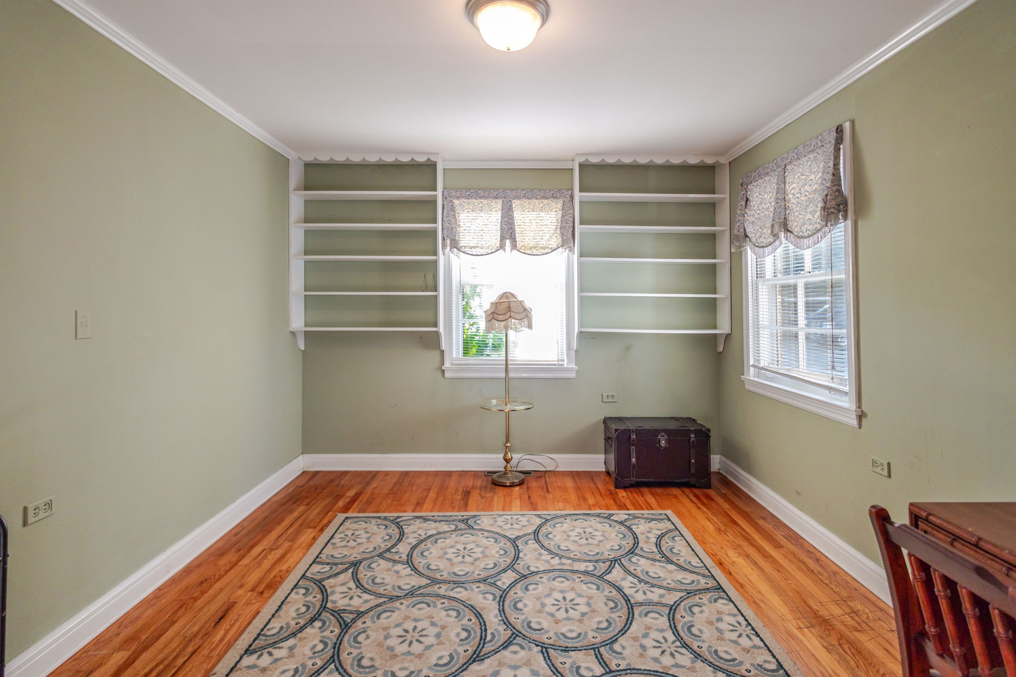 313 Hickory Dr