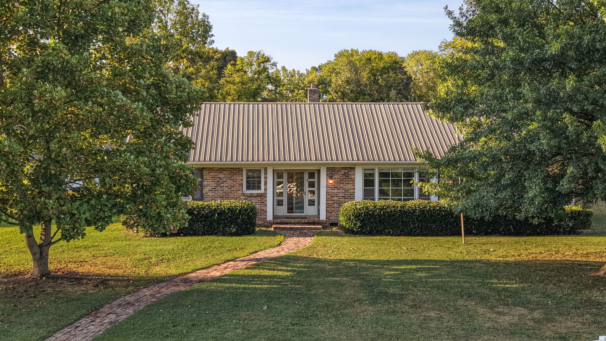 313 Hickory Dr
