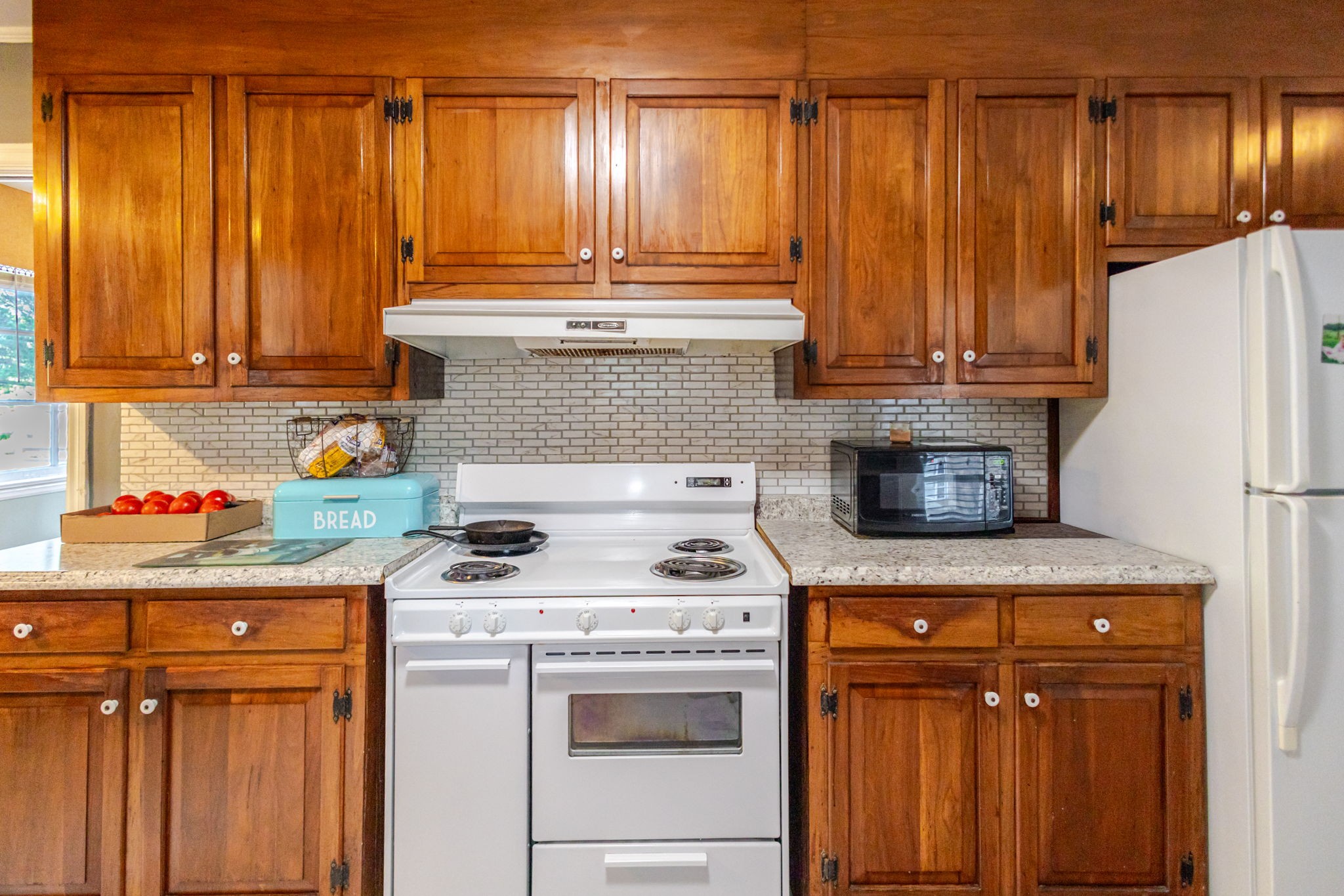 313 Hickory Dr