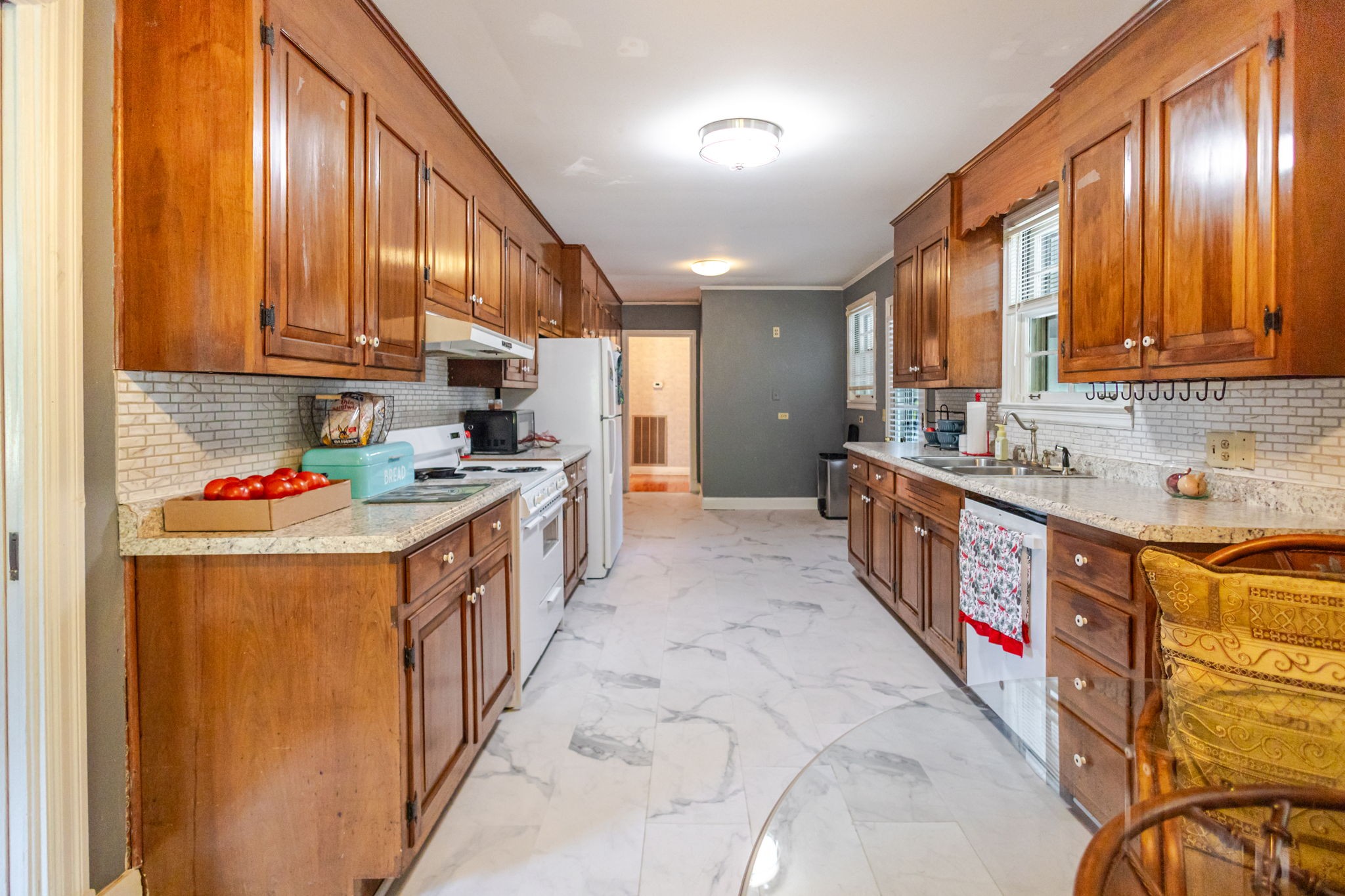 313 Hickory Dr
