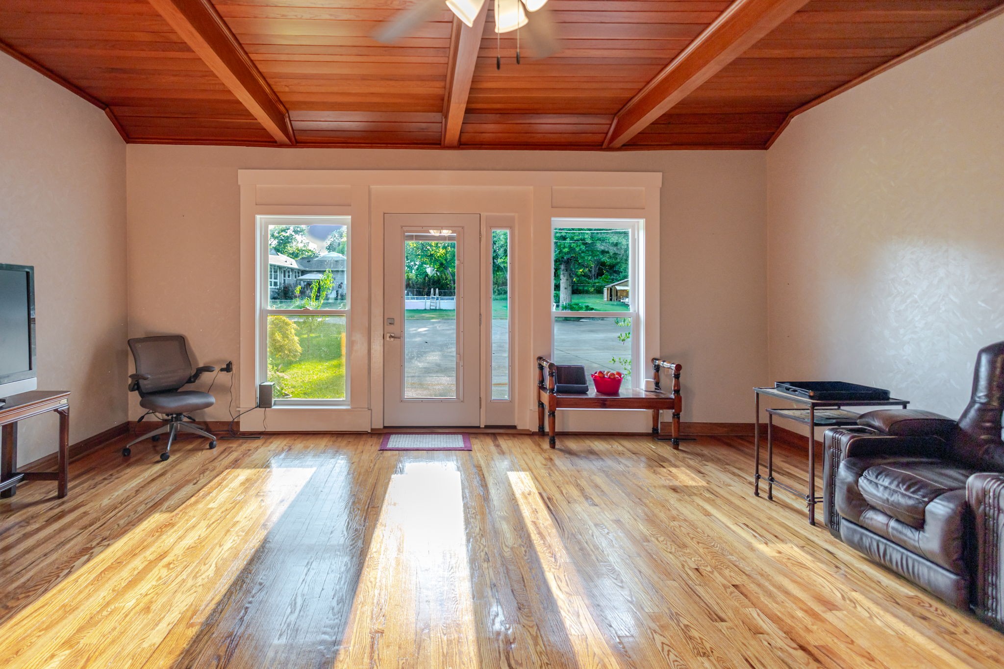 313 Hickory Dr