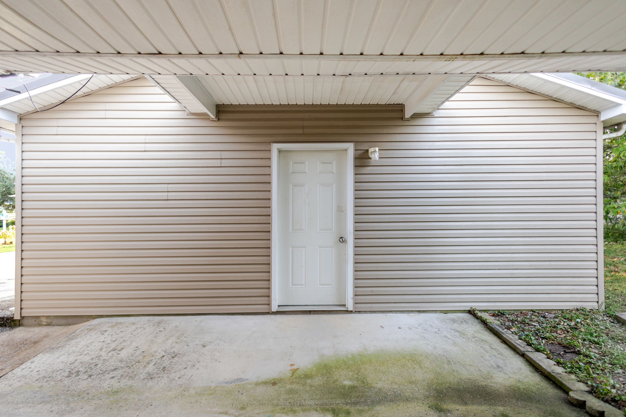 313 Hickory Dr