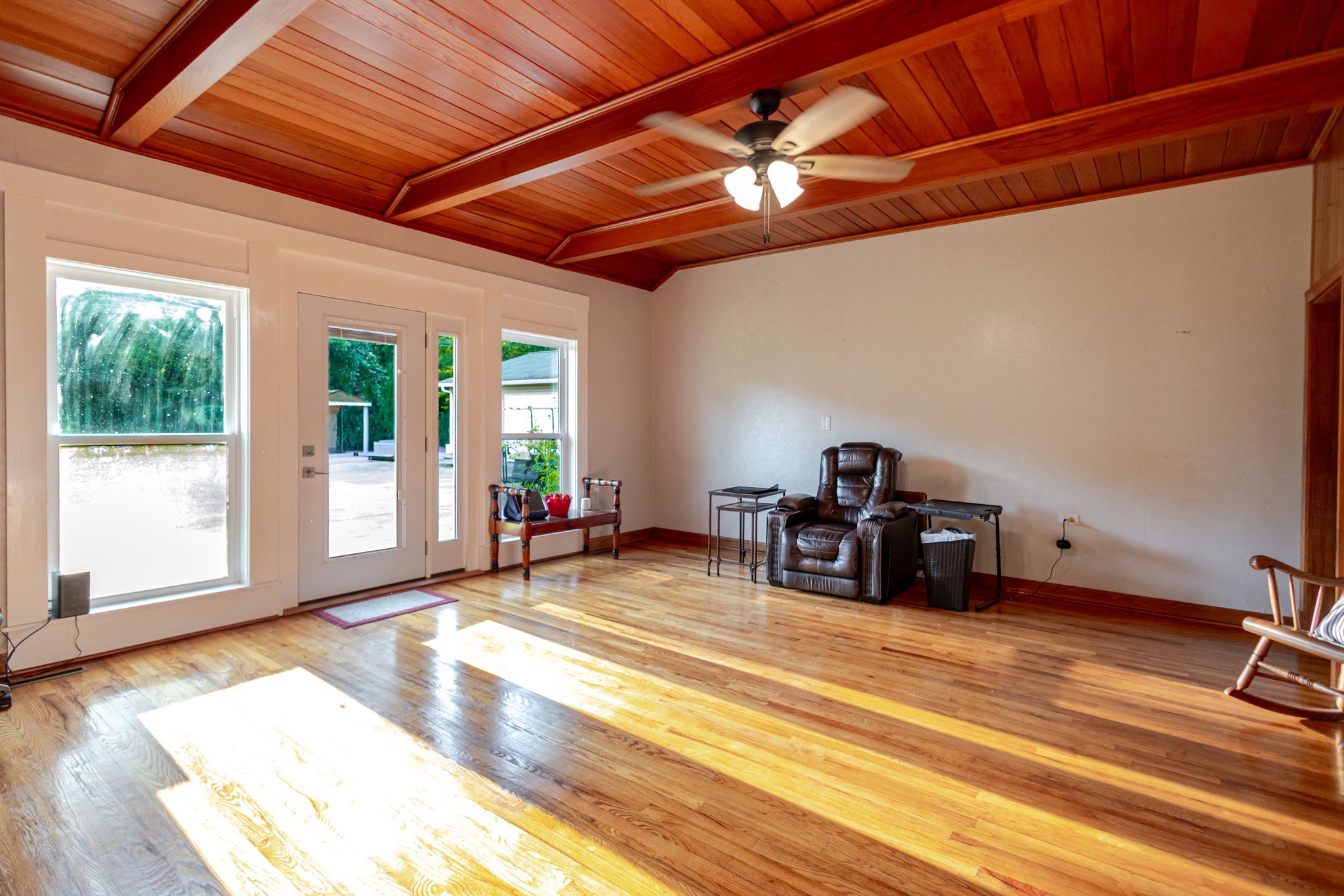313 Hickory Dr