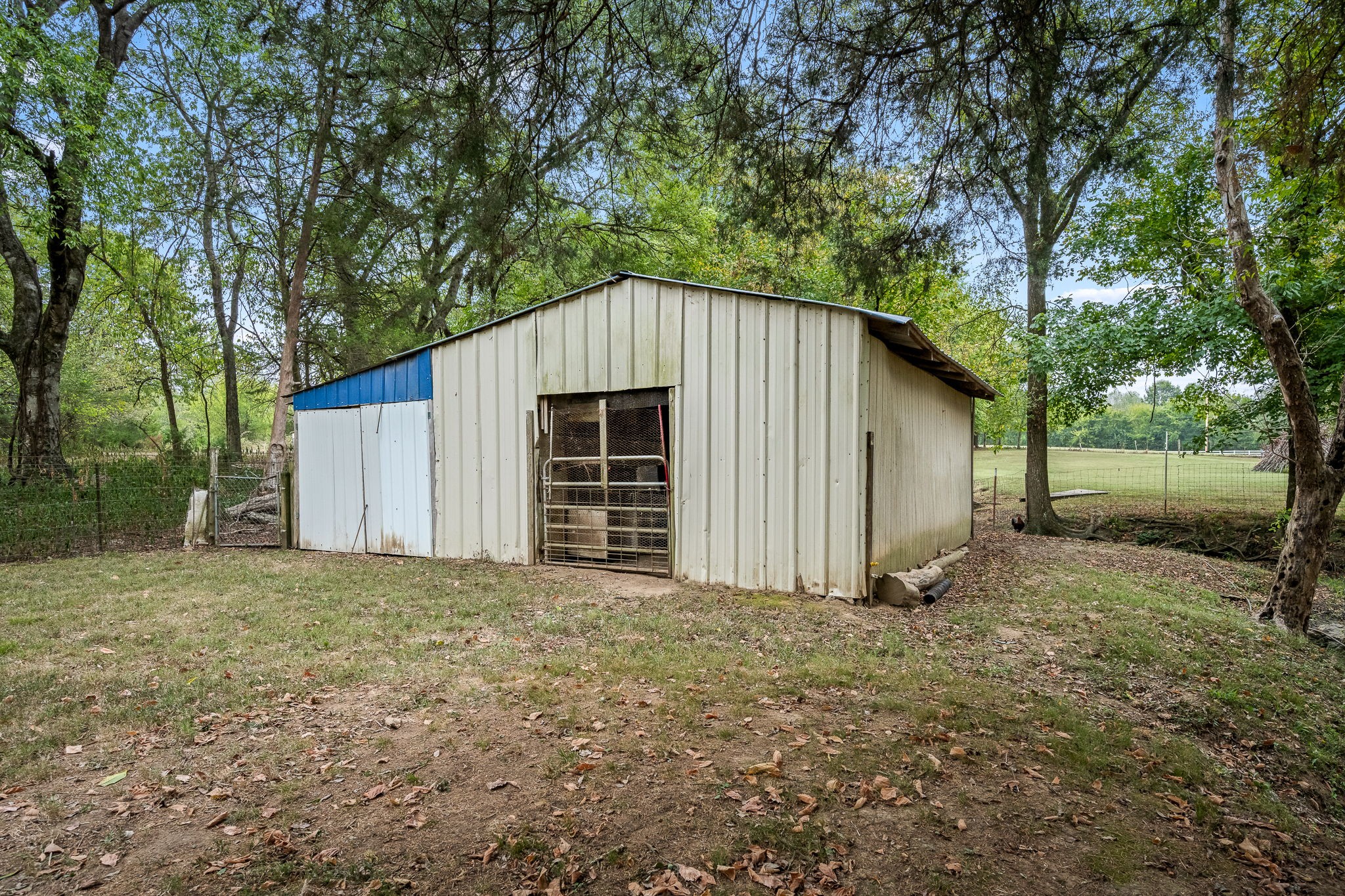 404 Old Nashville Dirt Rd