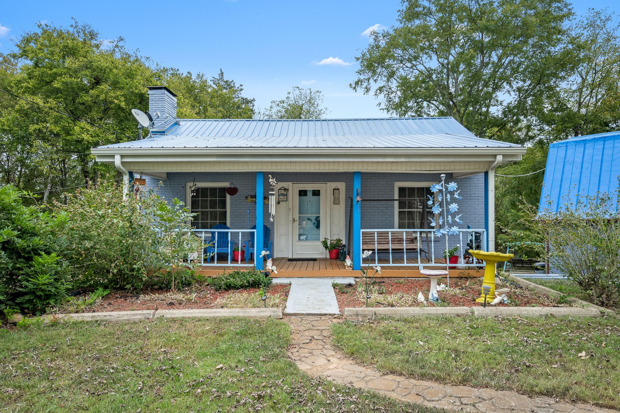 404 Old Nashville Dirt Rd