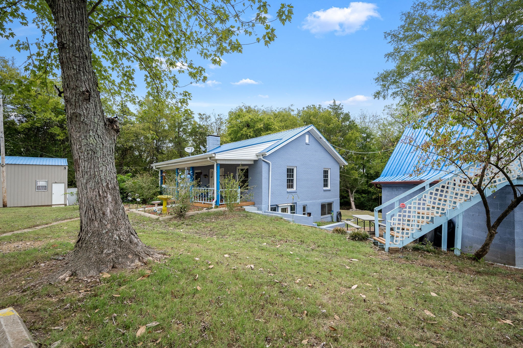 404 Old Nashville Dirt Rd