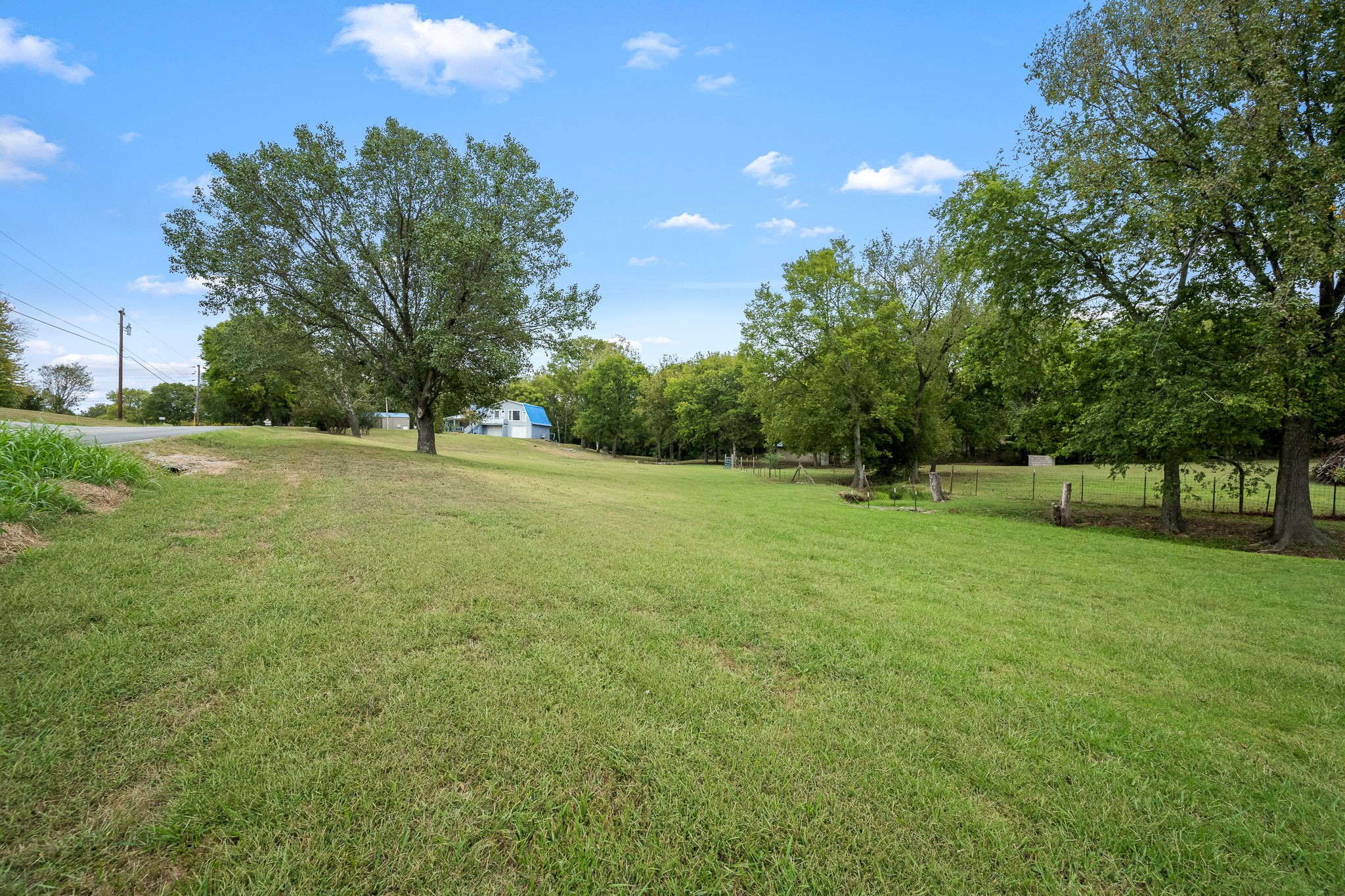 404 Old Nashville Dirt Rd