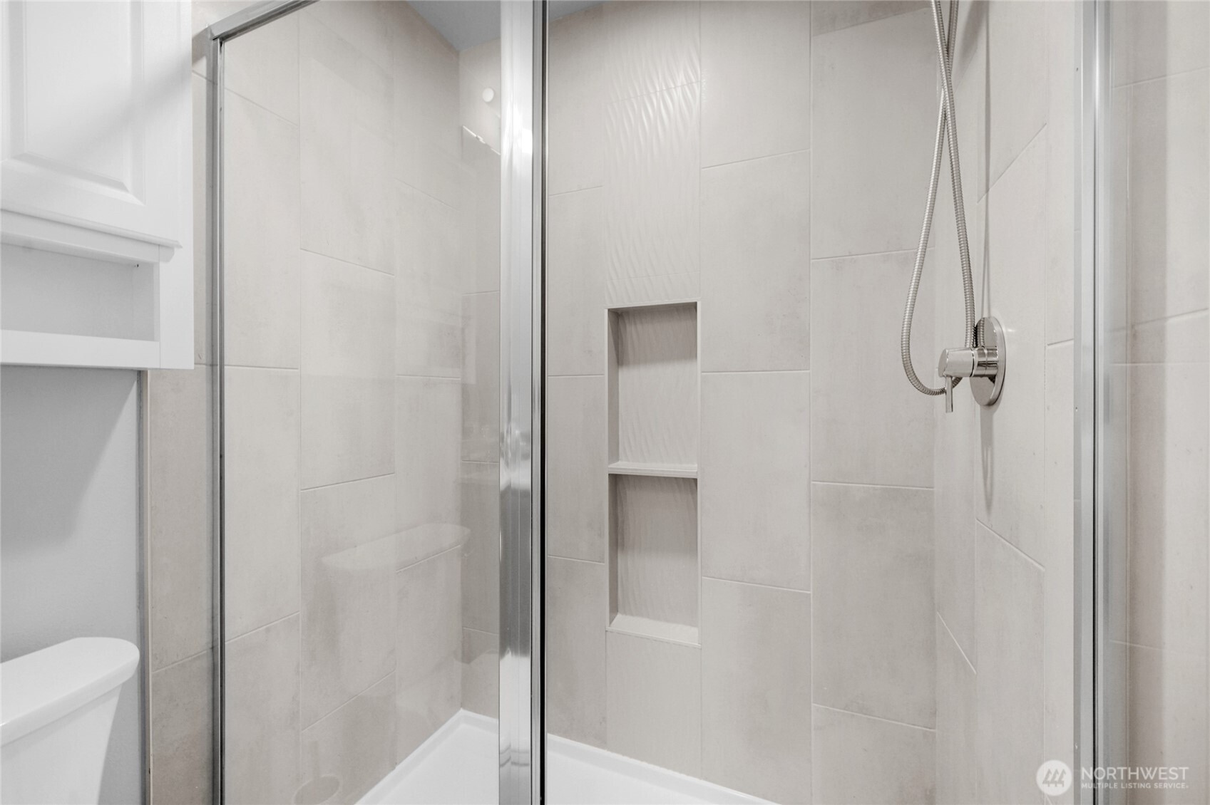 2007 101st Avenue SE Unit: 3