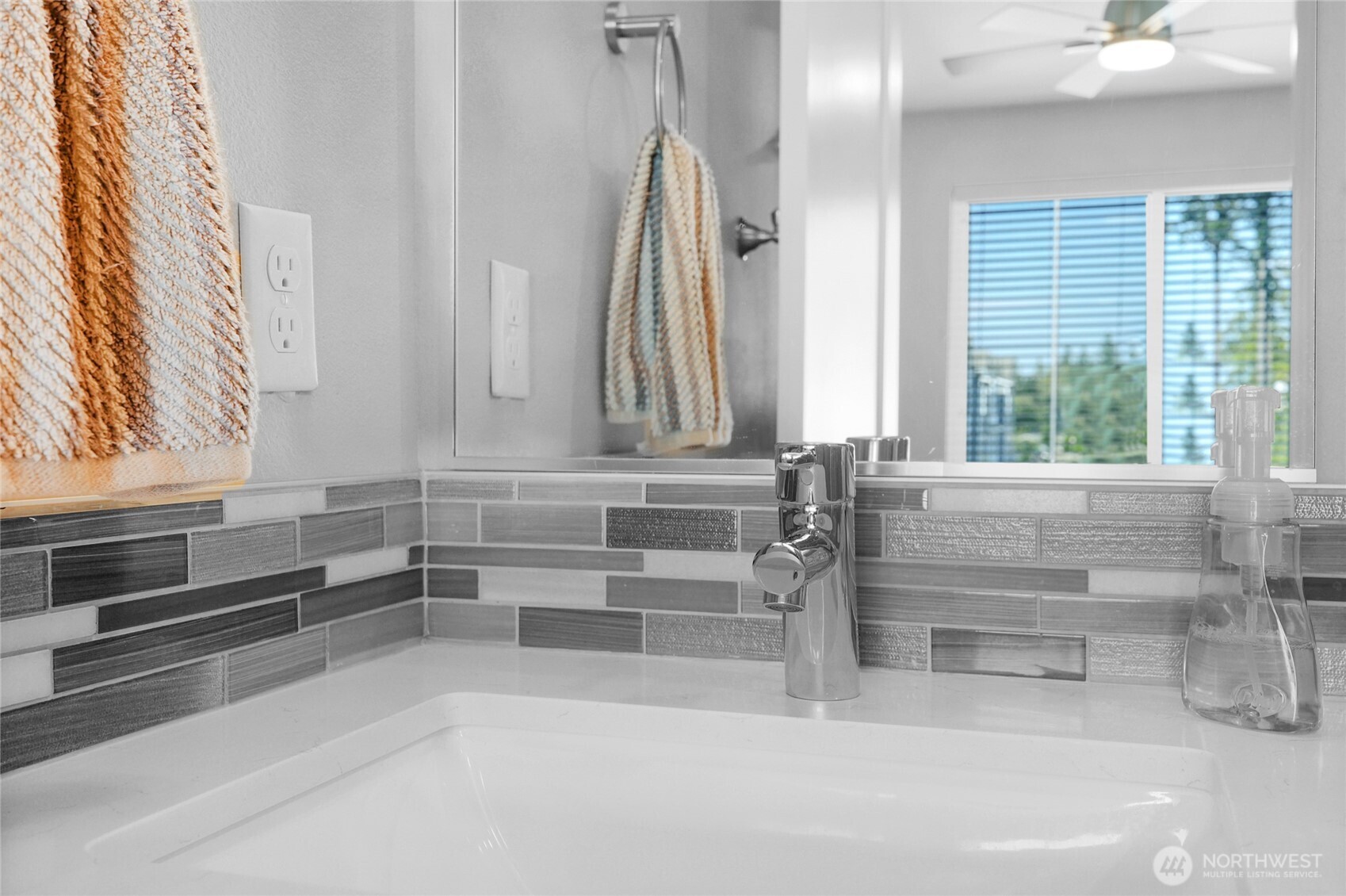 2007 101st Avenue SE Unit: 3