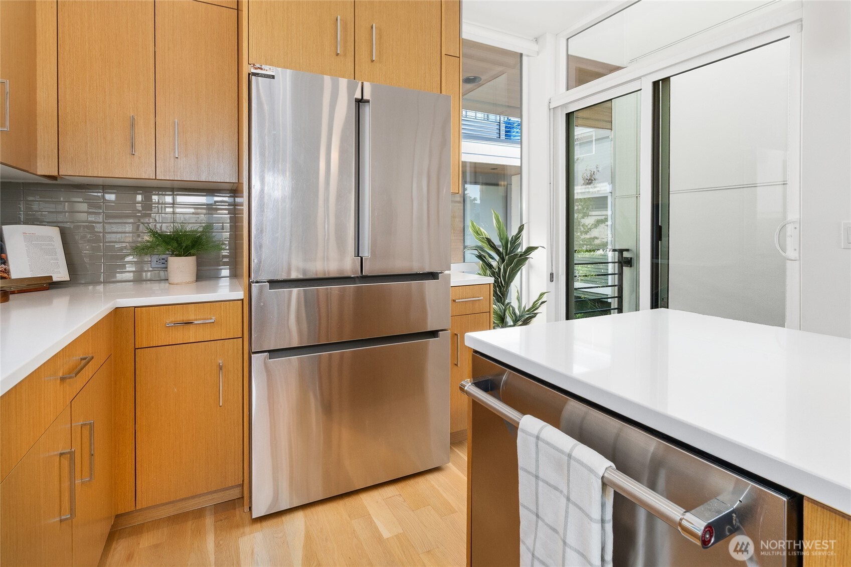 2357 Yale Avenue E Unit: B