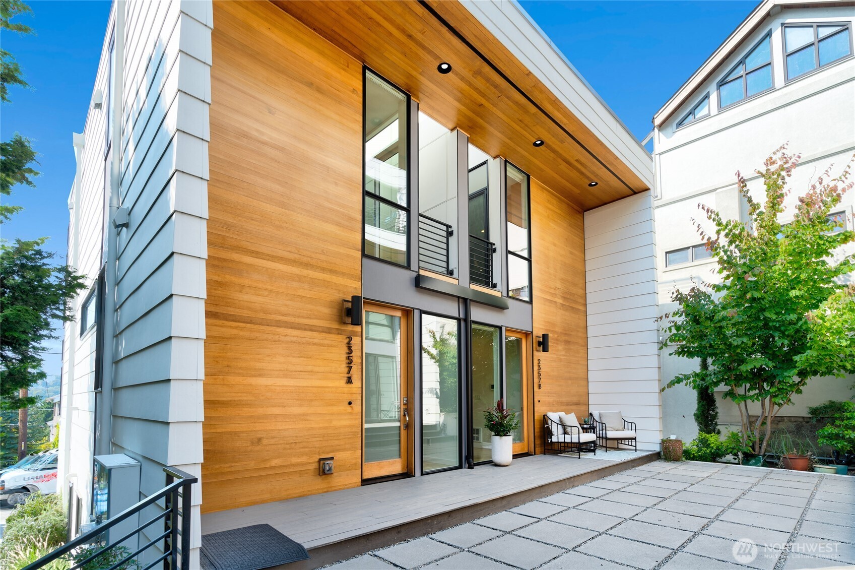 2357 Yale Avenue E Unit: B