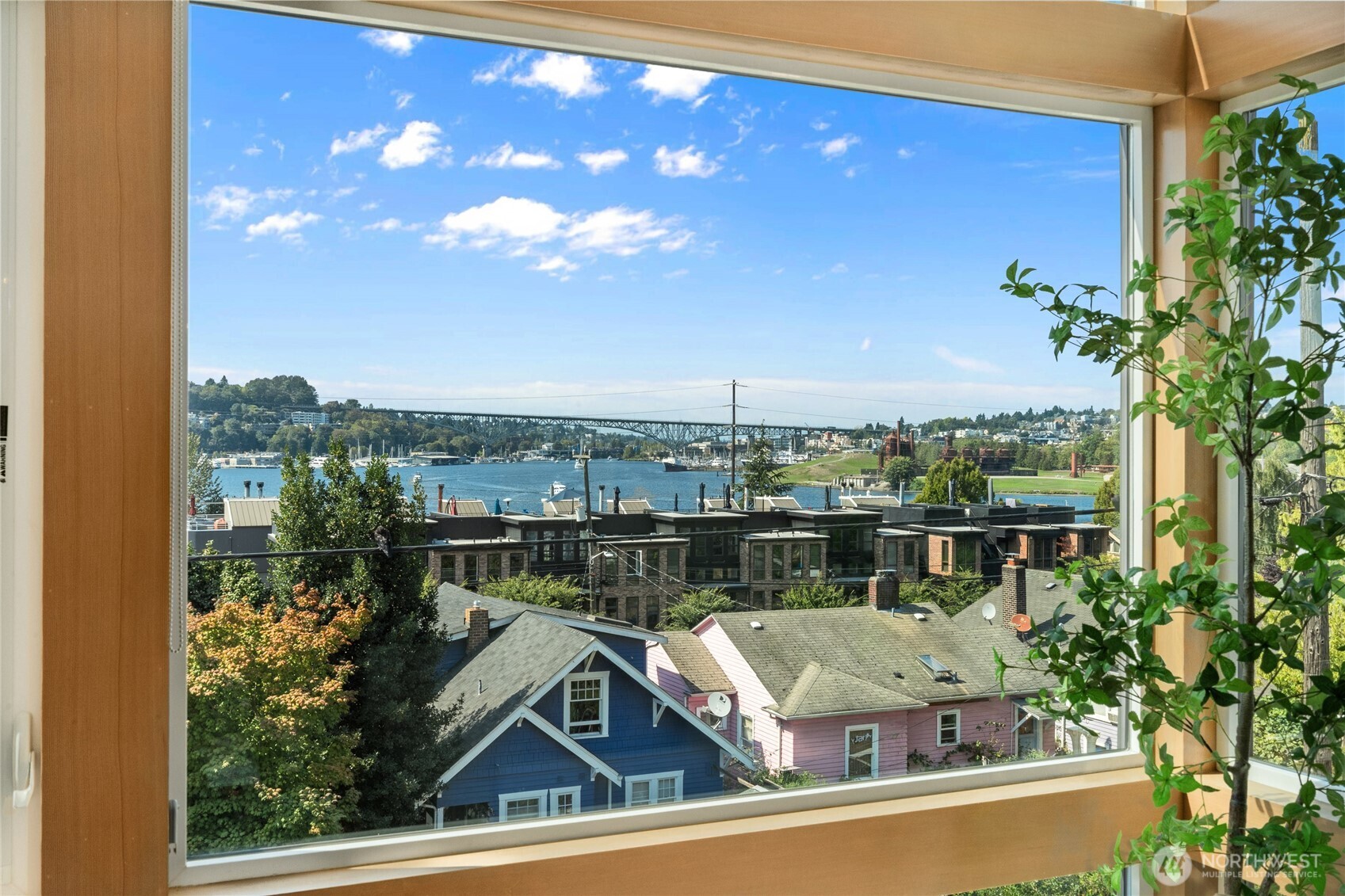 2357 Yale Avenue E Unit: B