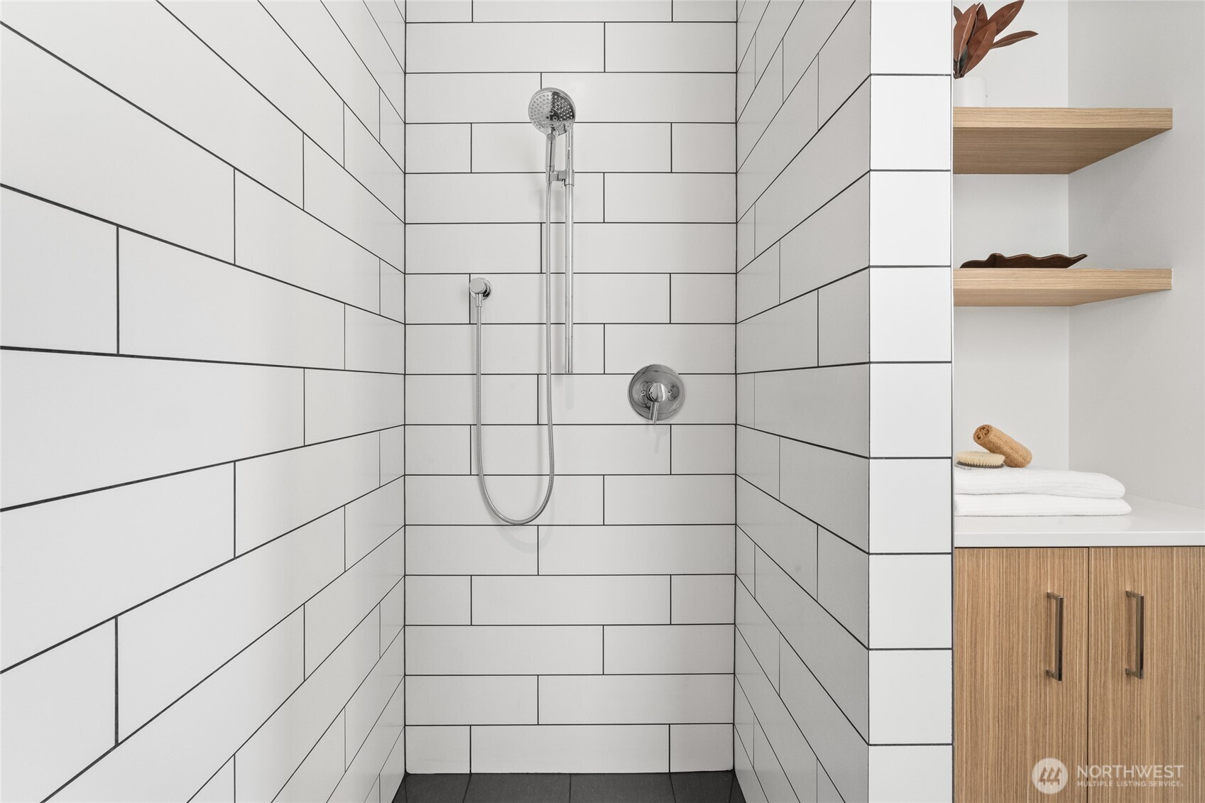 2357 Yale Avenue E Unit: B