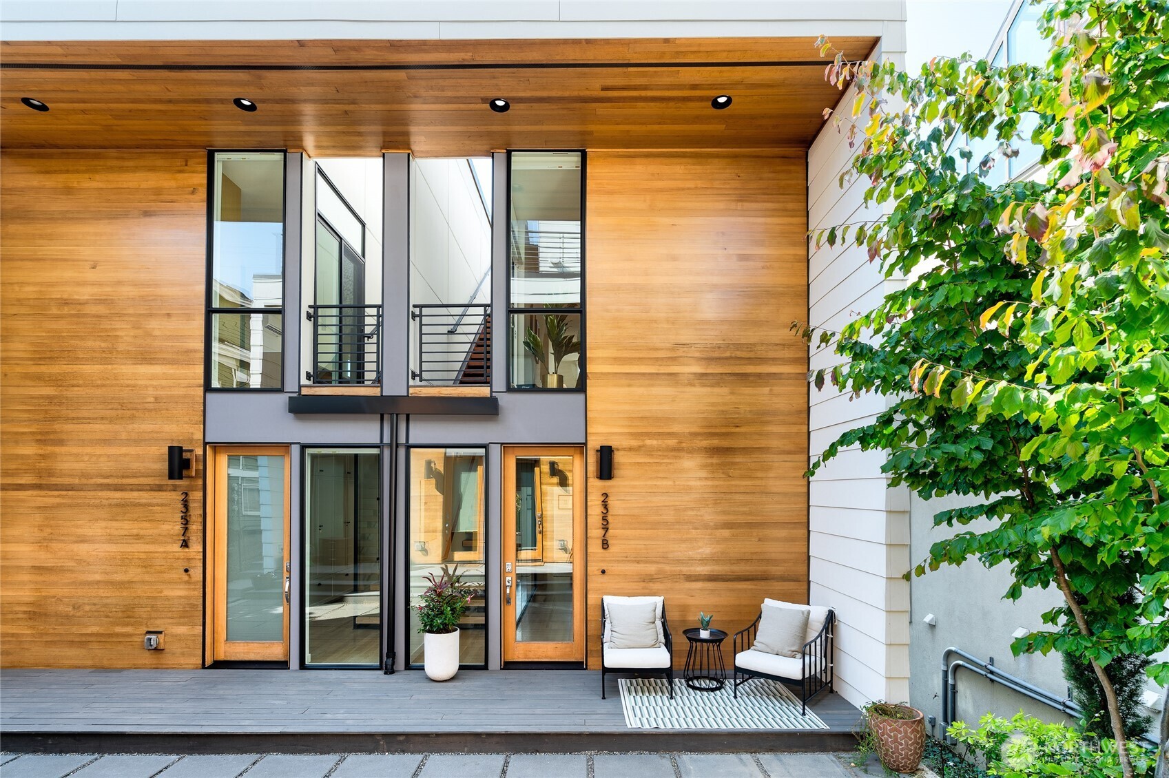 2357 Yale Avenue E Unit: B