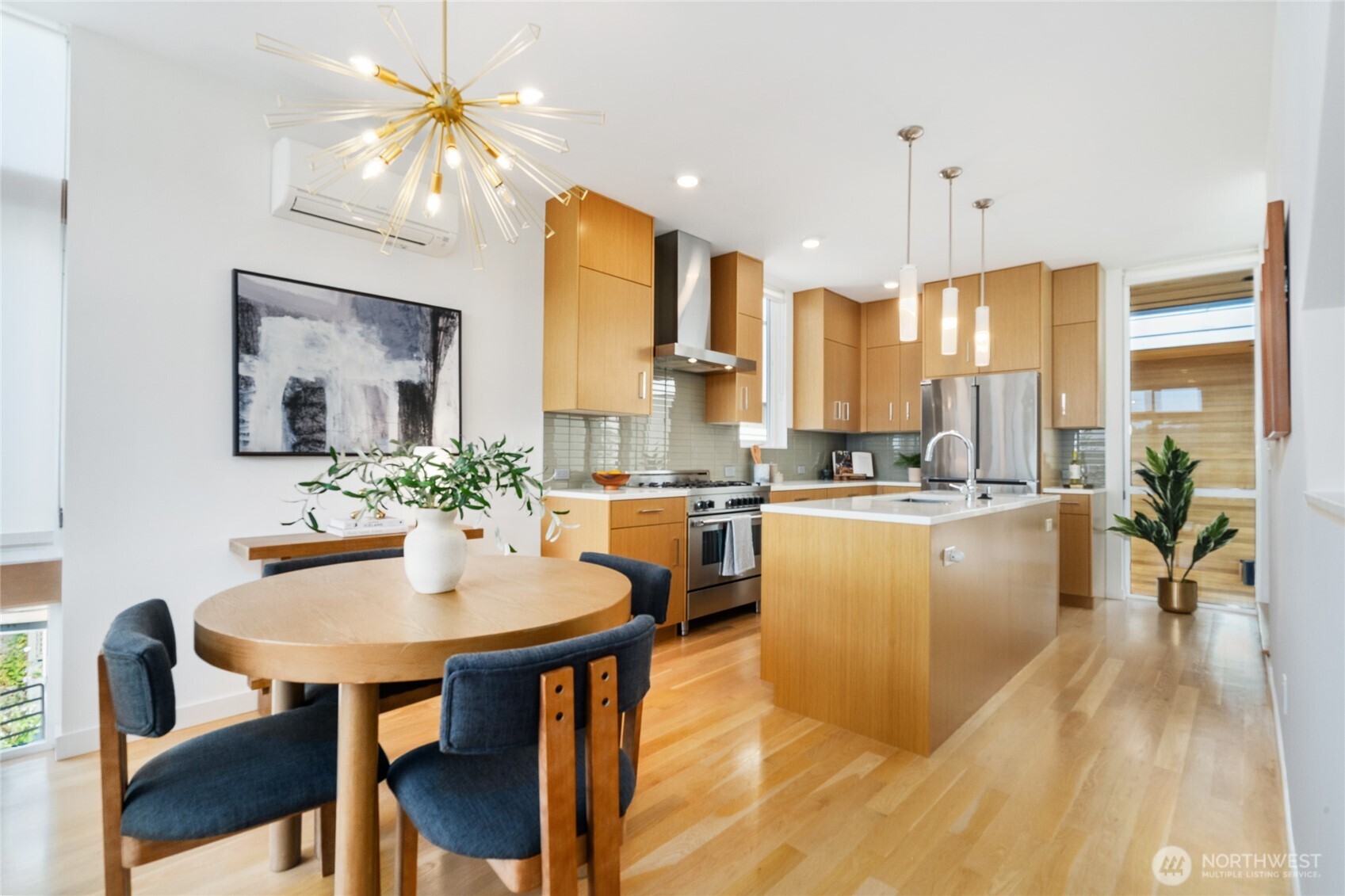 2357 Yale Avenue E Unit: B