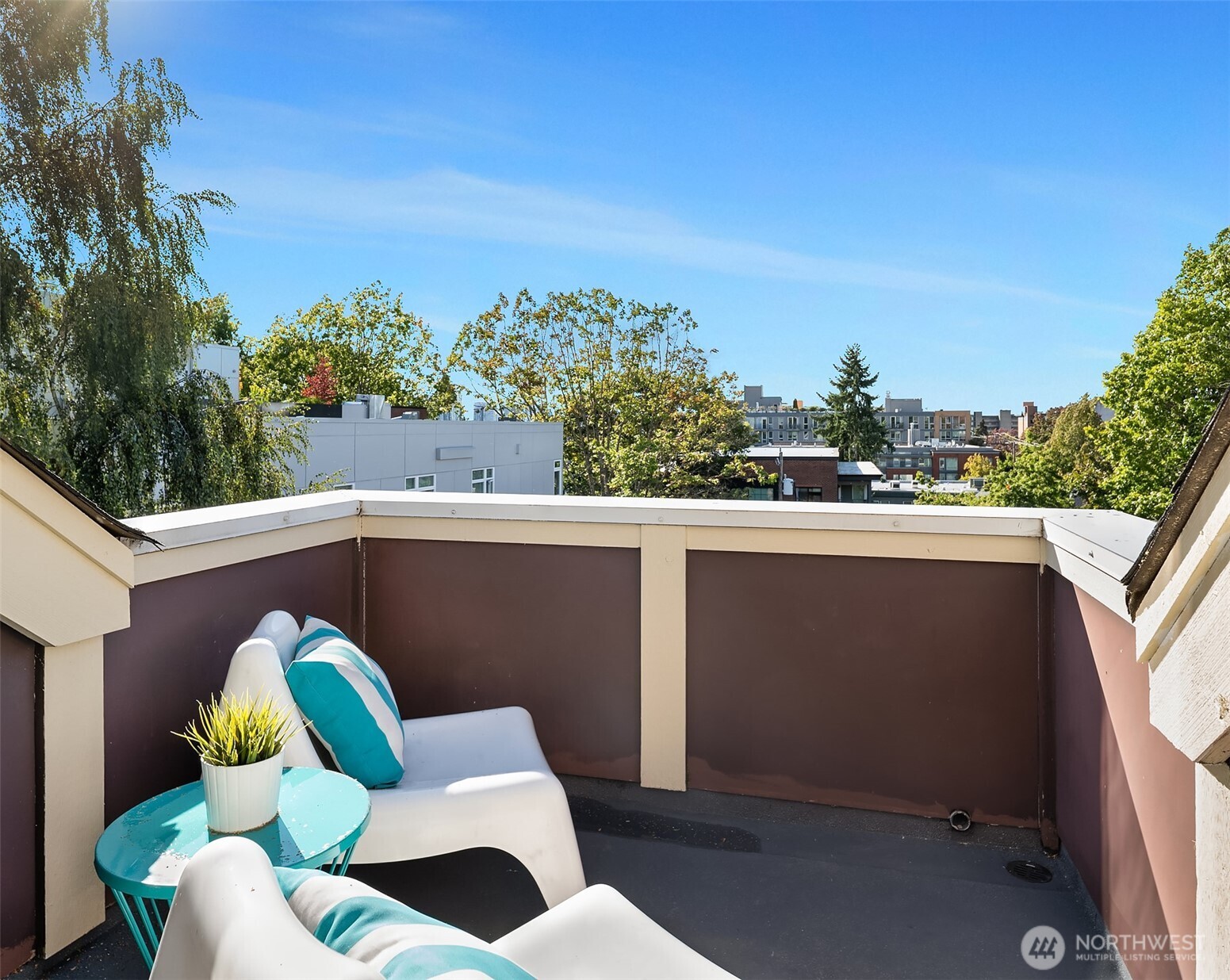 527 11th Avenue E Unit: A