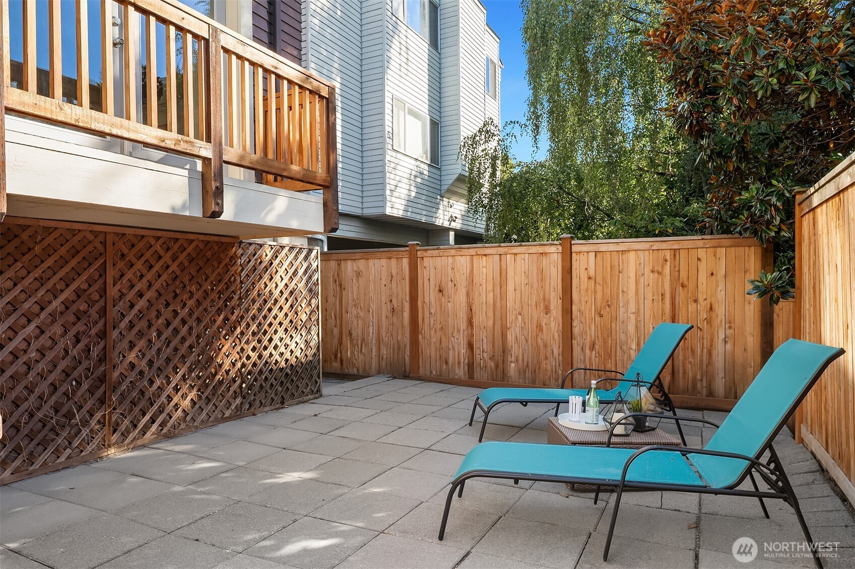 527 11th Avenue E Unit: A