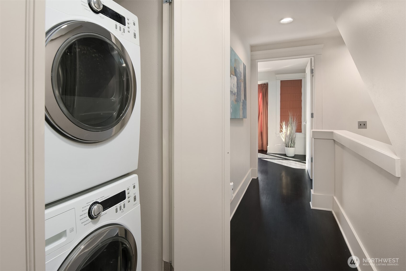 527 11th Avenue E Unit: A