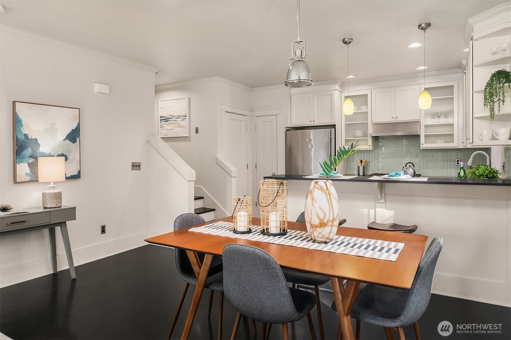 527 11th Avenue E Unit: A