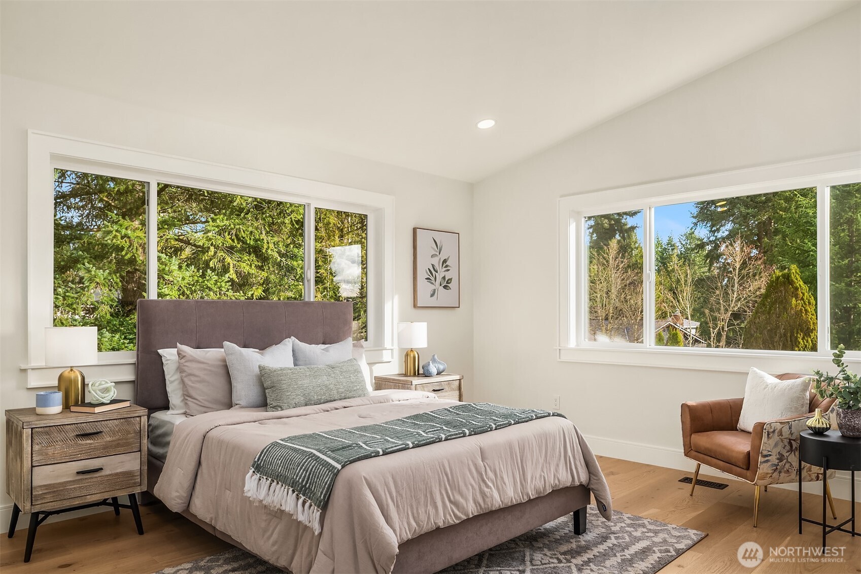 10010 161st Avenue NE