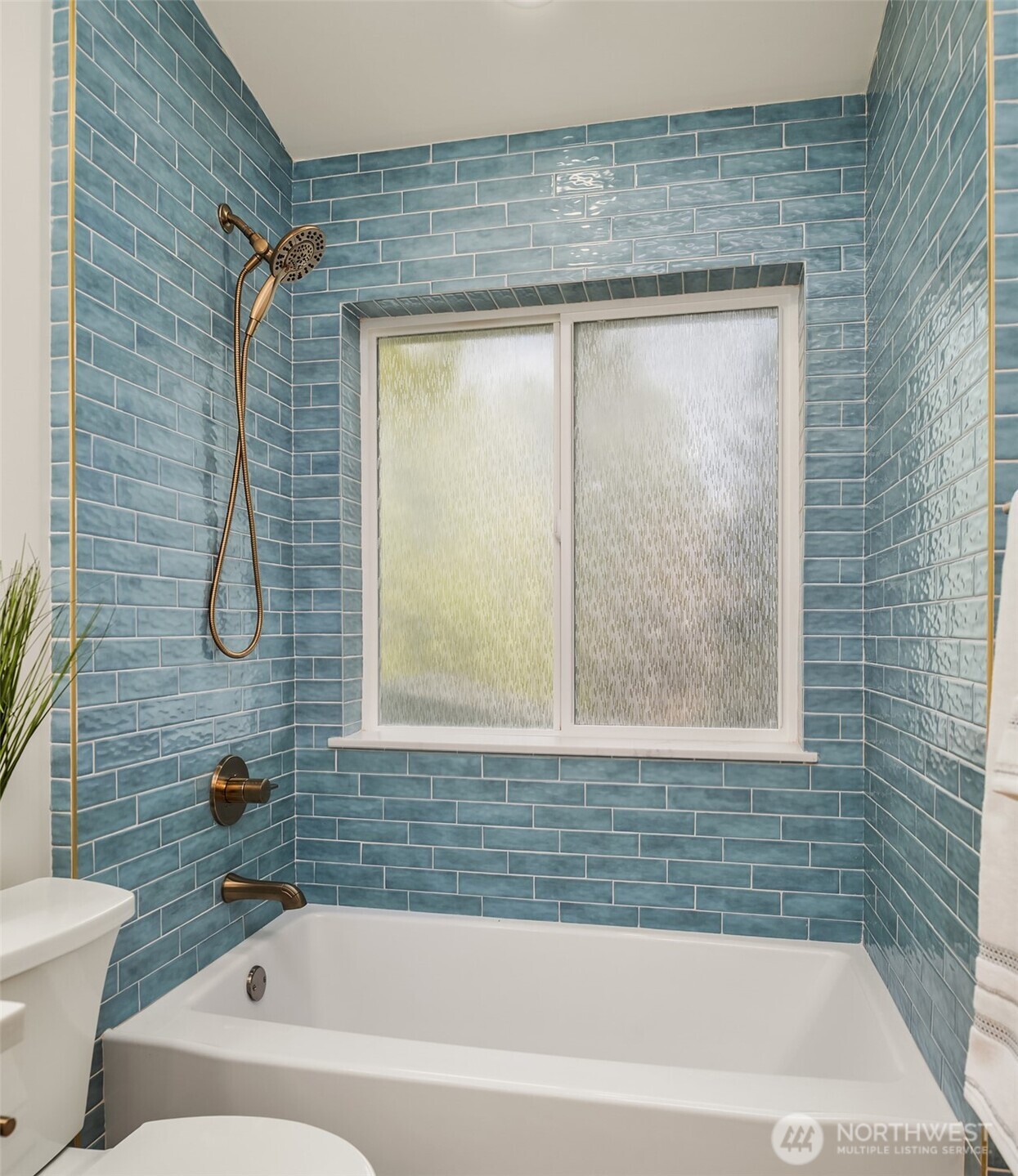 10010 161st Avenue NE