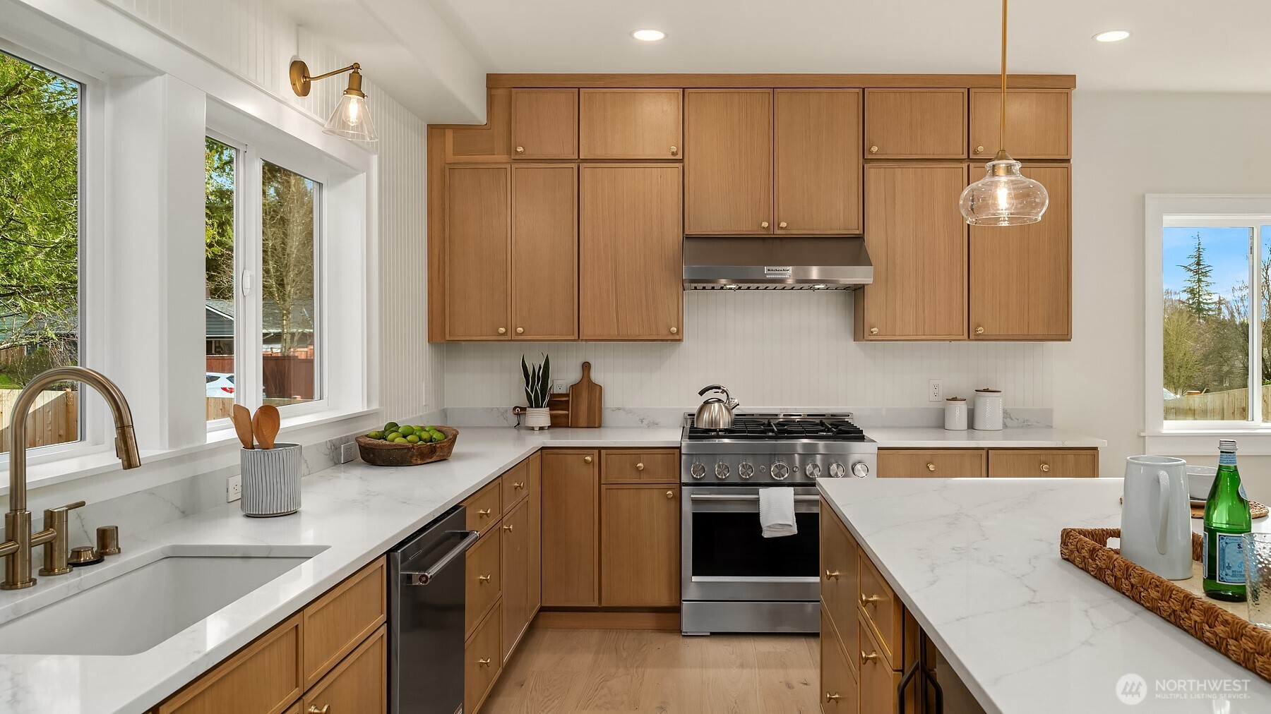 10010 161st Avenue NE