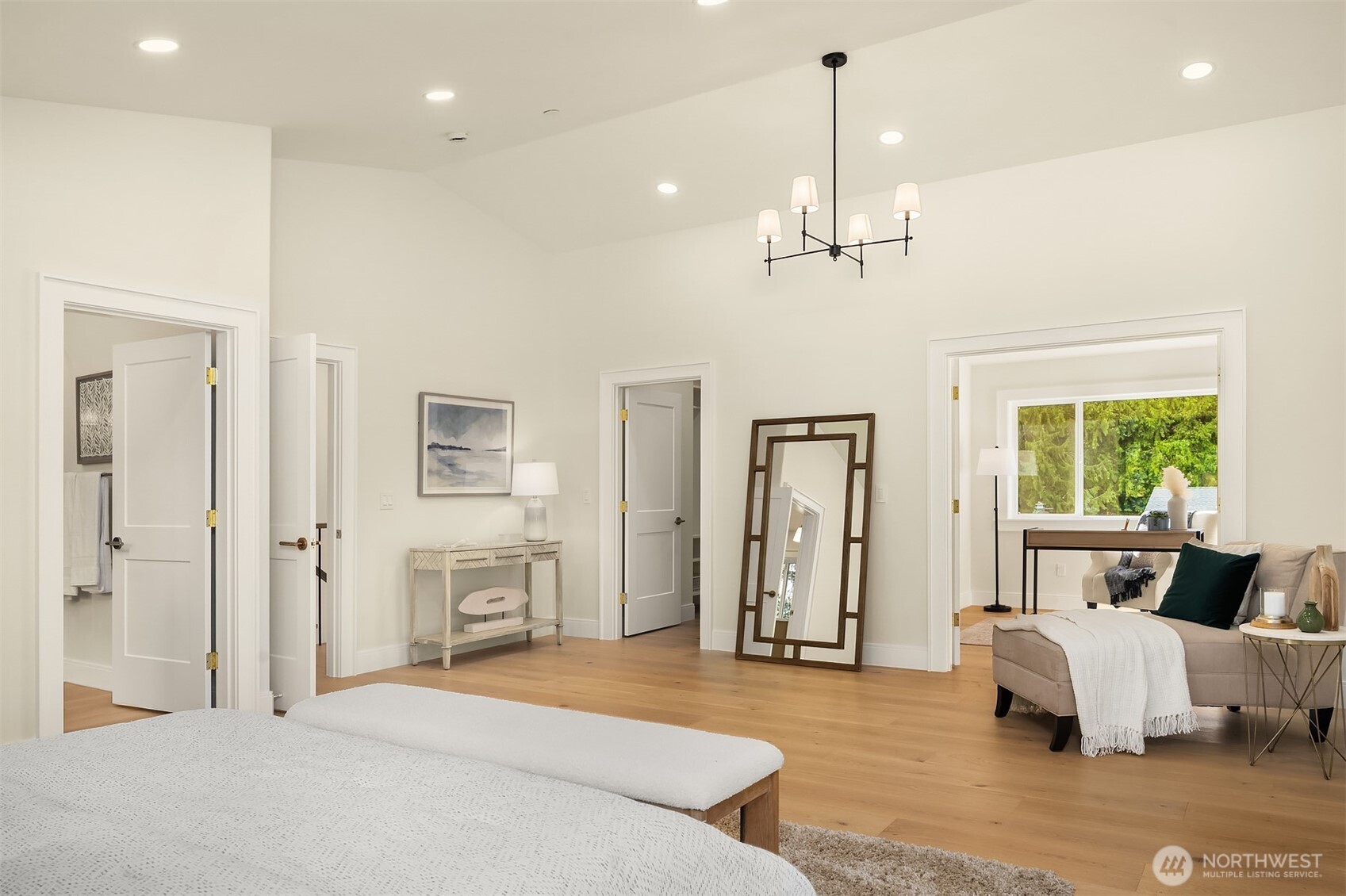 10010 161st Avenue NE