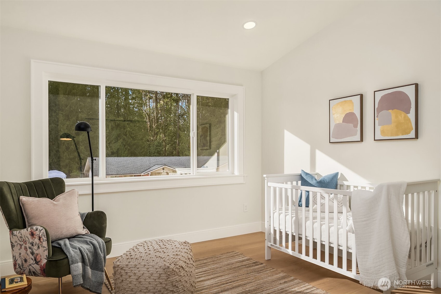 10010 161st Avenue NE