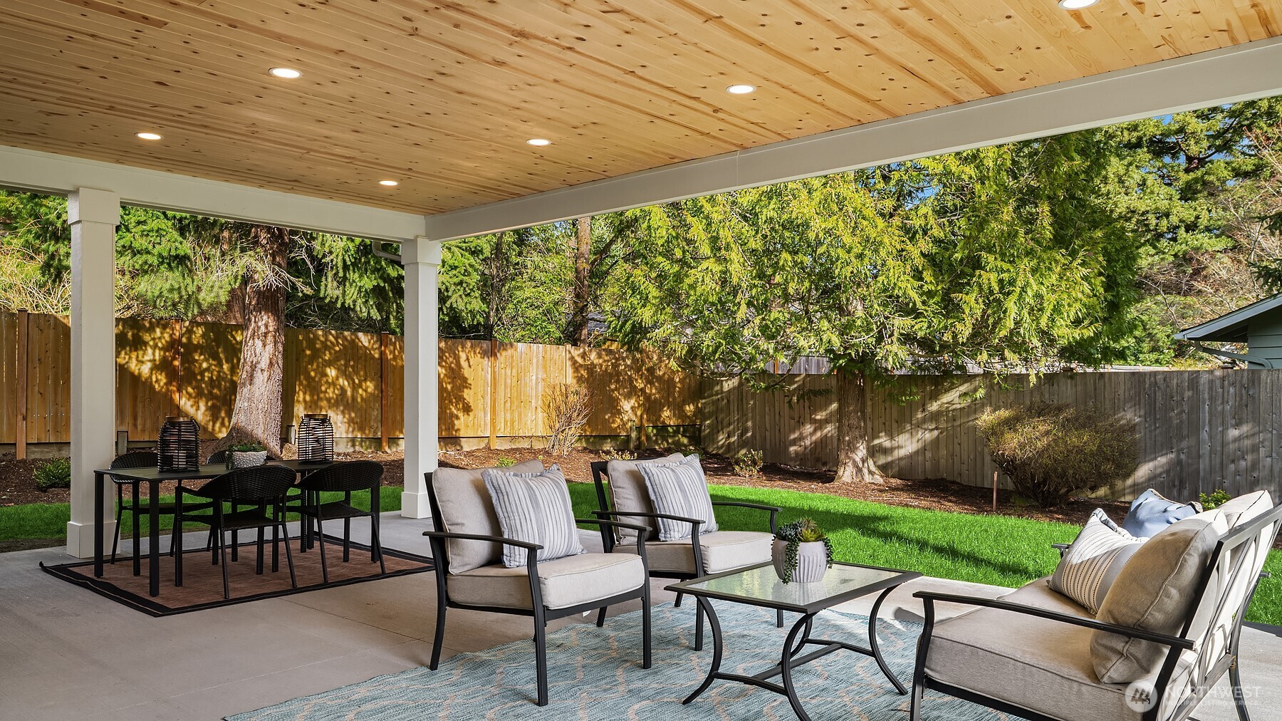 10010 161st Avenue NE