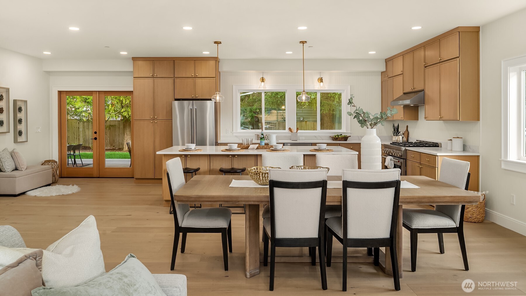 10010 161st Avenue NE