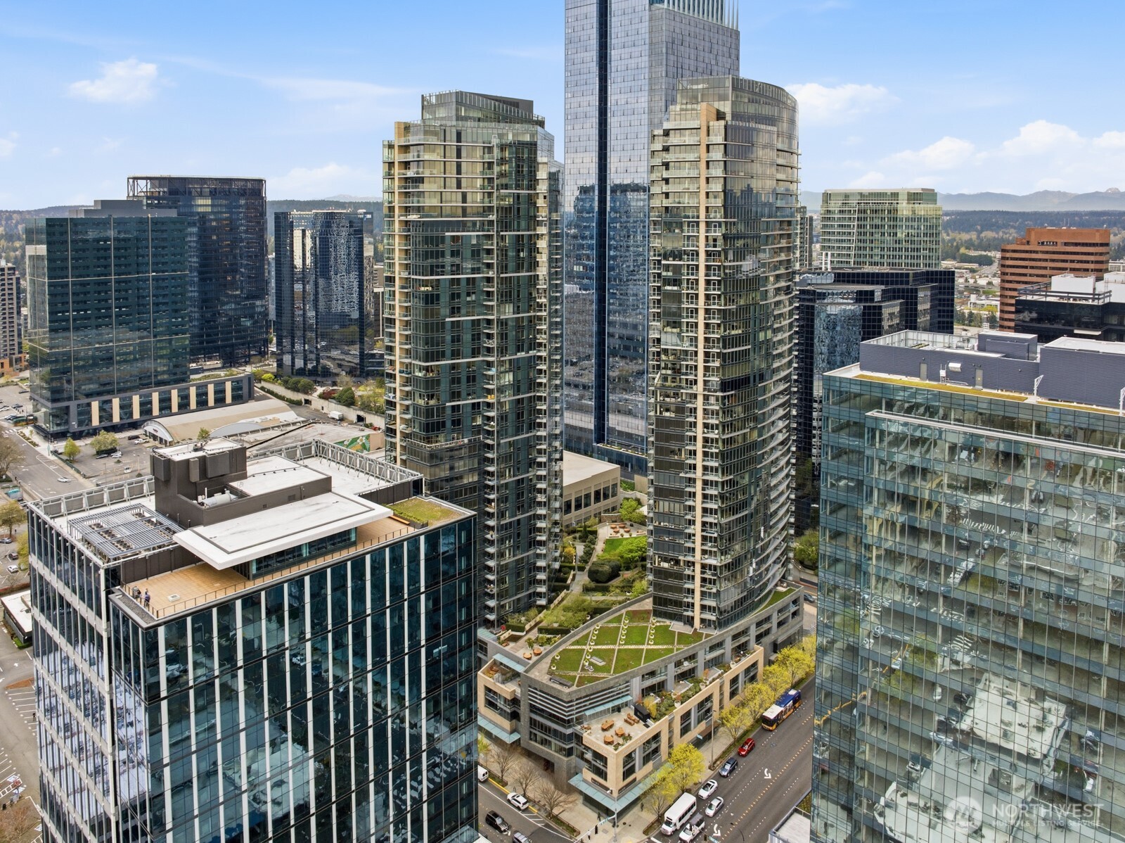 10700 NE 4th Street Unit: 332