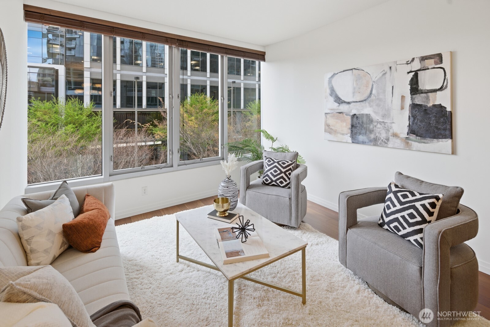 10700 NE 4th Street Unit: 332