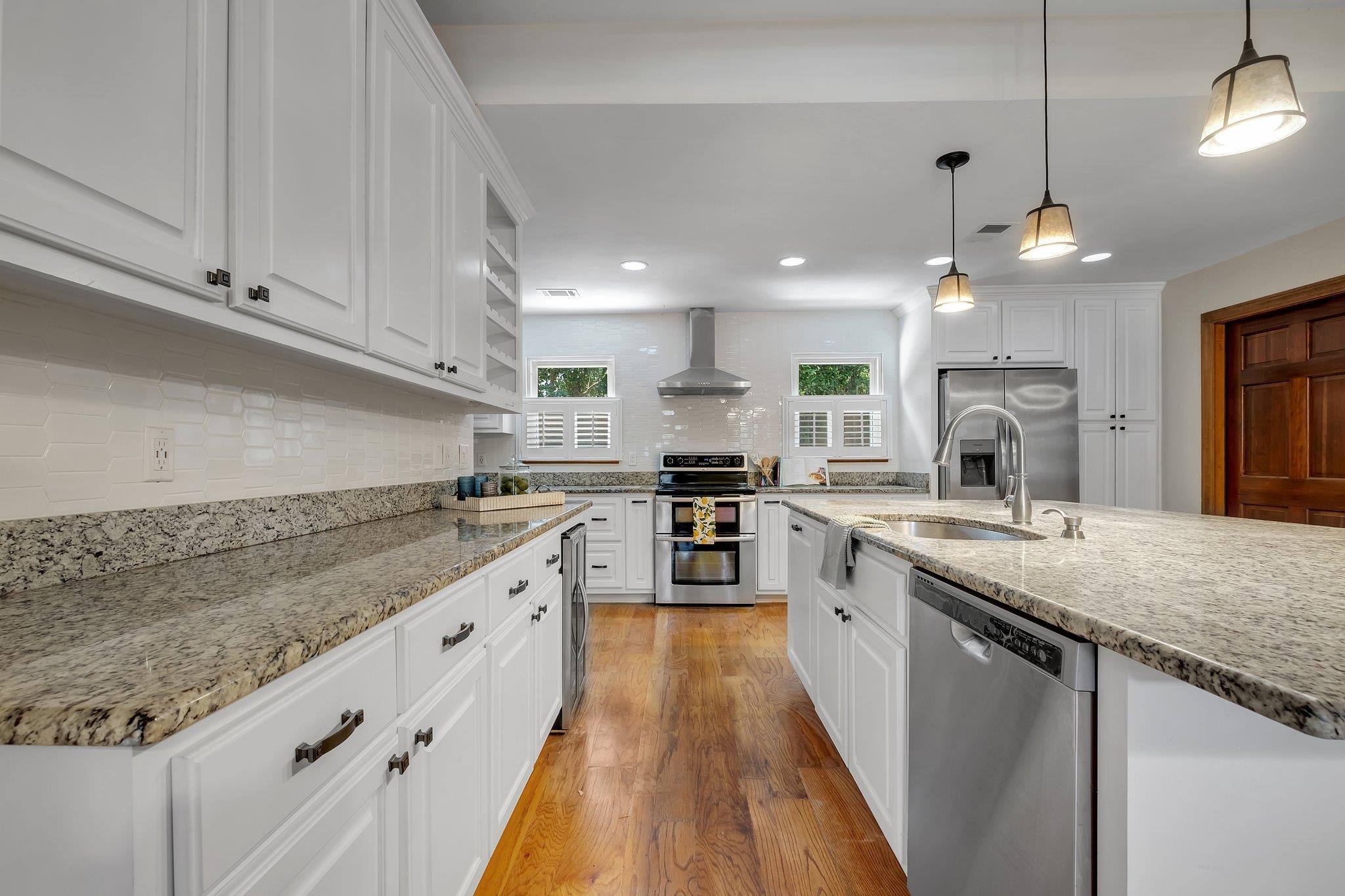 5146 Grandview Court