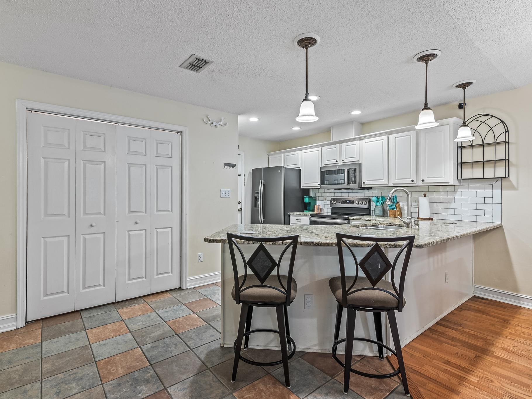 7214 Jaffrey Court