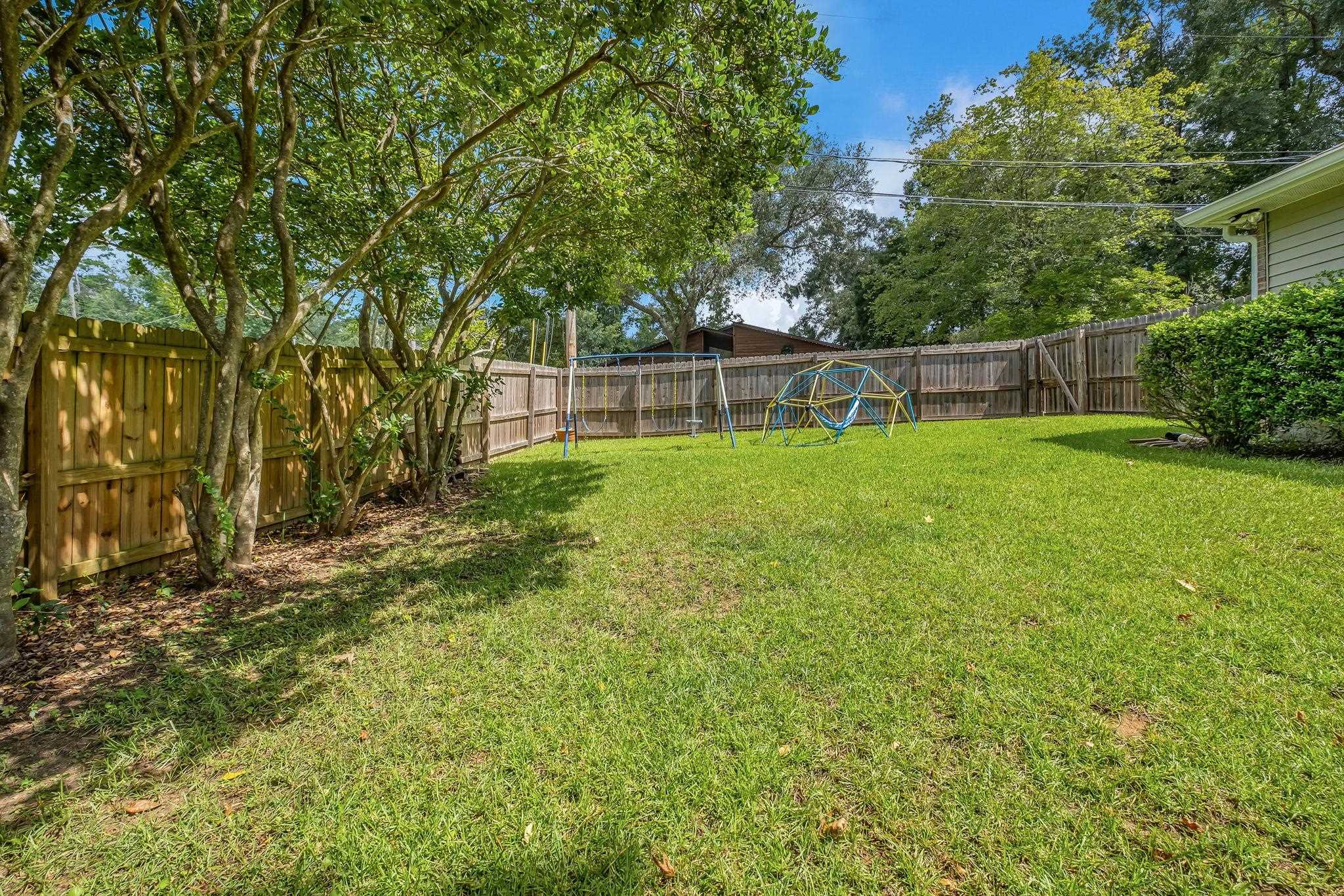 2035 White Ash Way