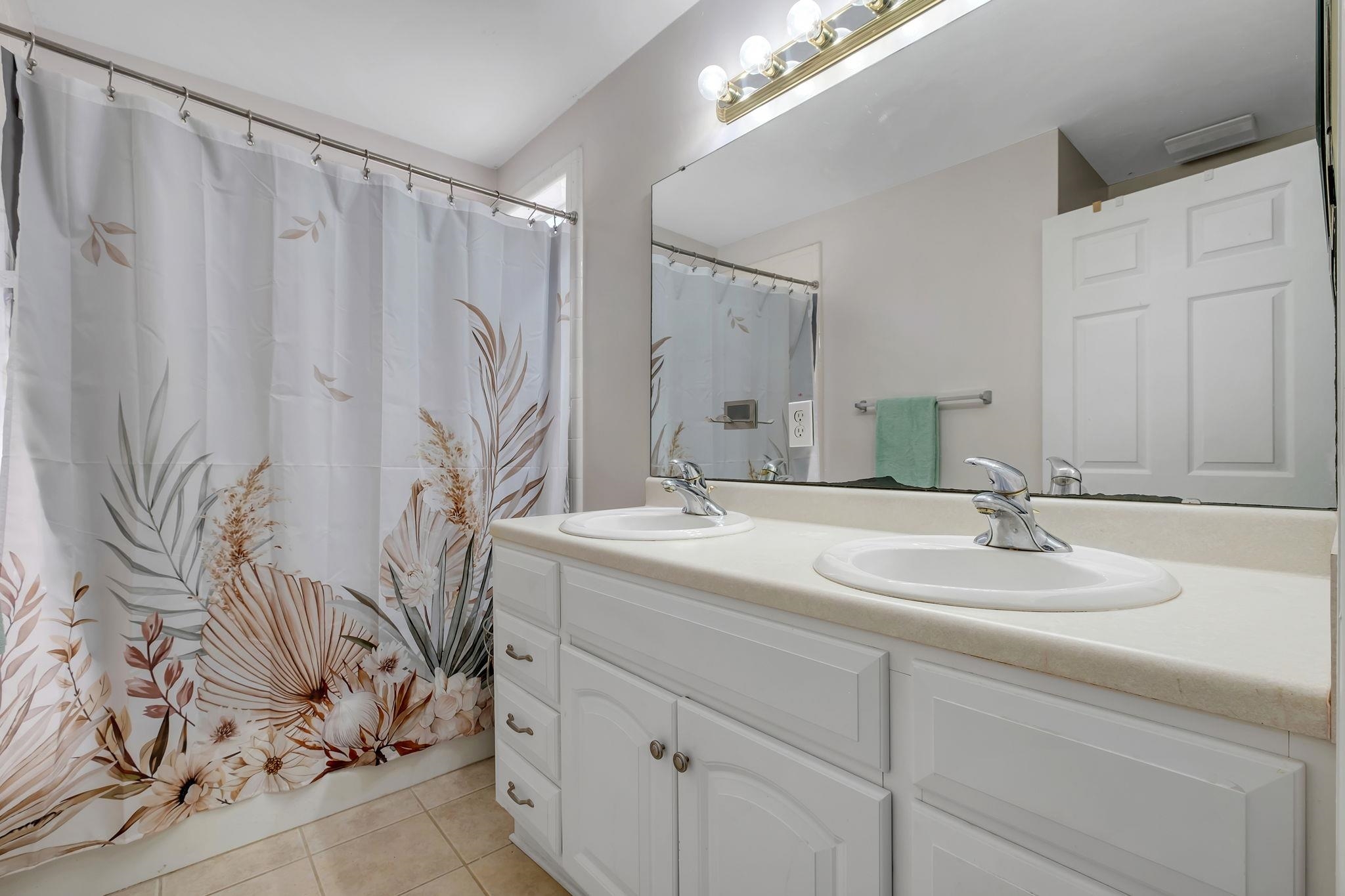 7985 BRIARCREEK Road