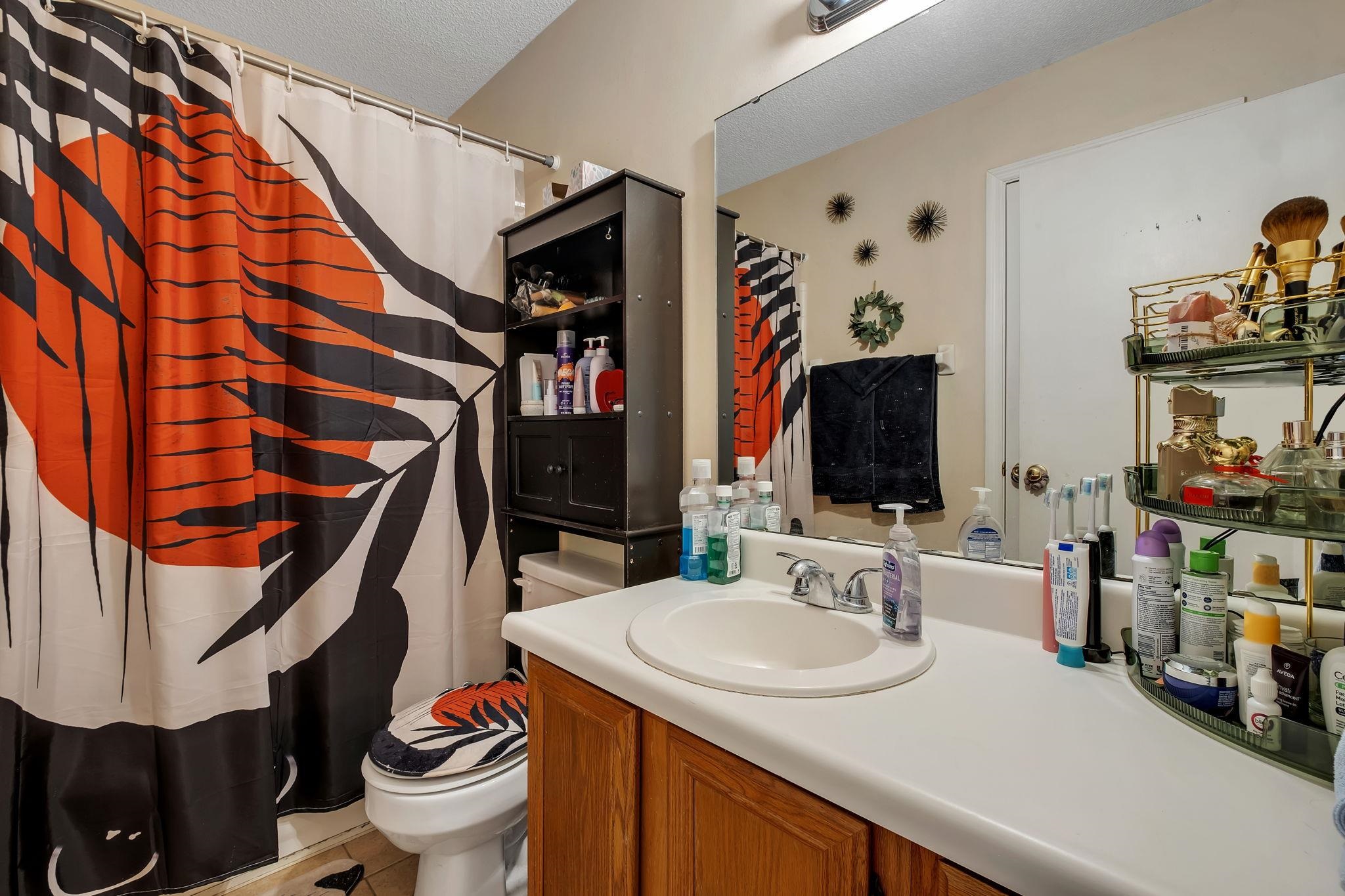 2711 Via Milano Avenue Unit: A