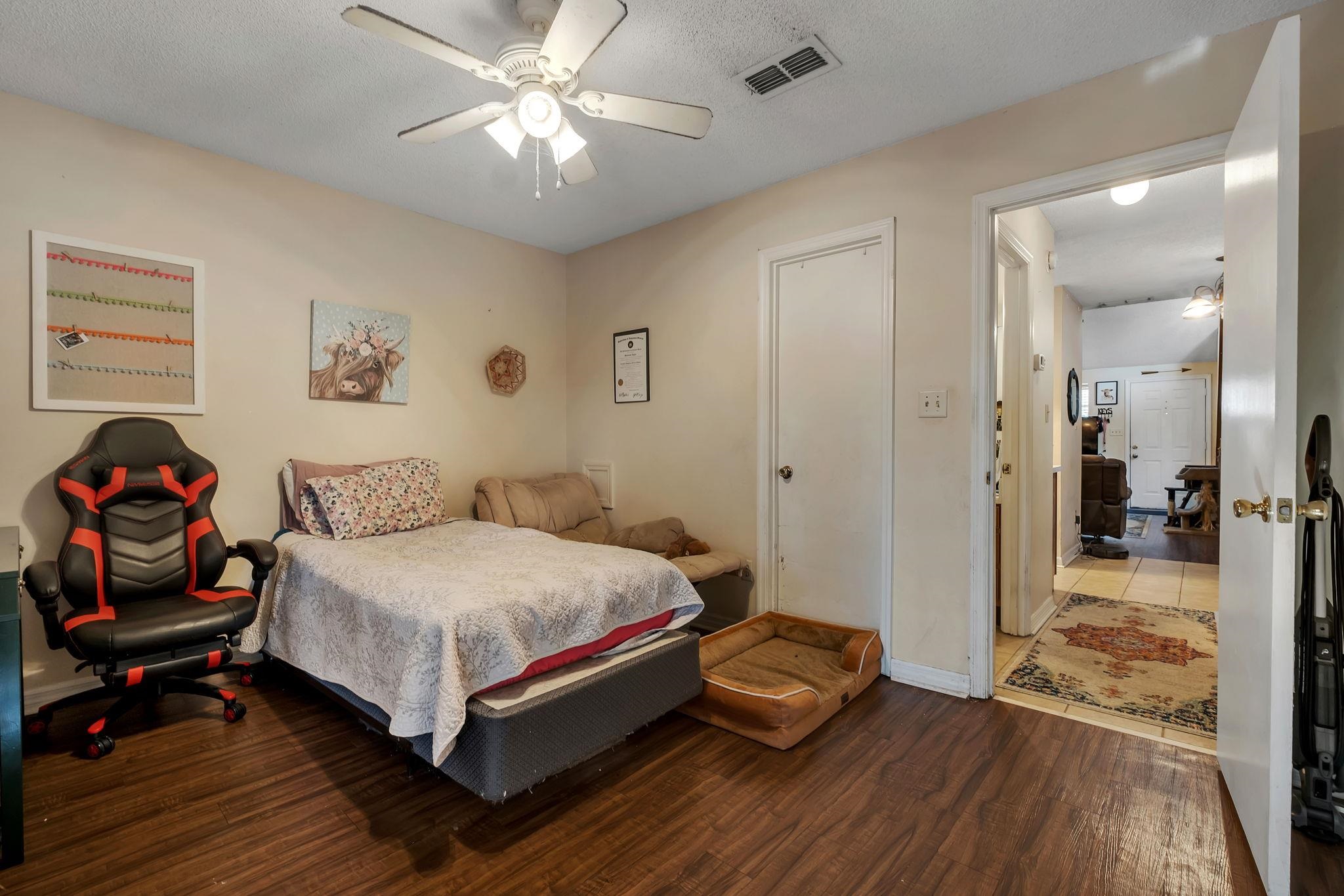 2711 Via Milano Avenue Unit: A