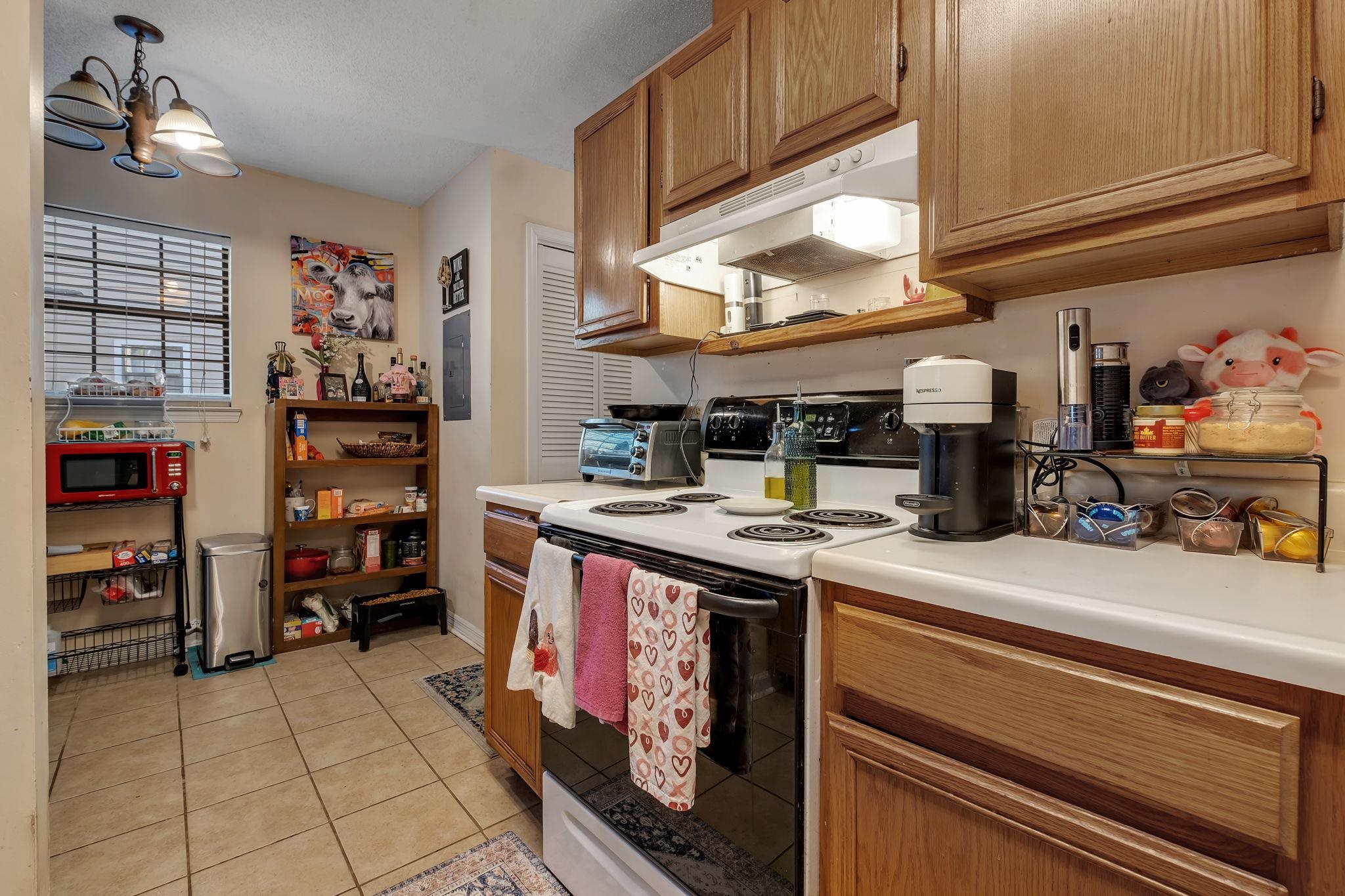 2711 Via Milano Avenue Unit: A
