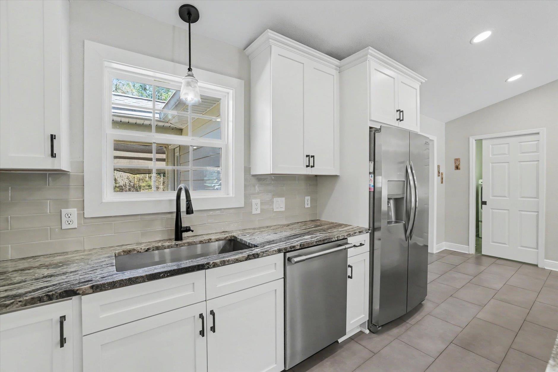 2184 Tram Road