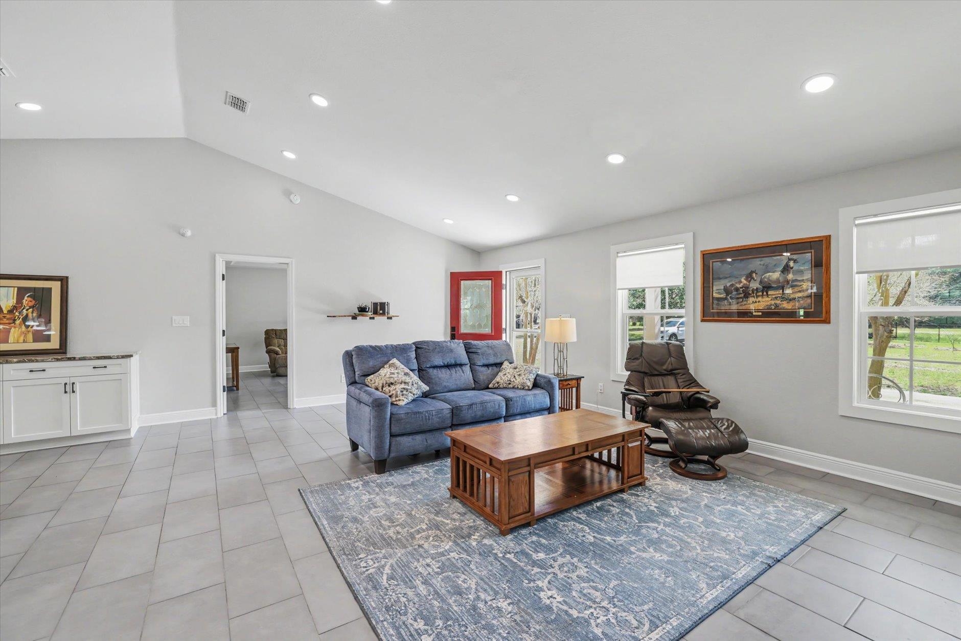 2184 Tram Road